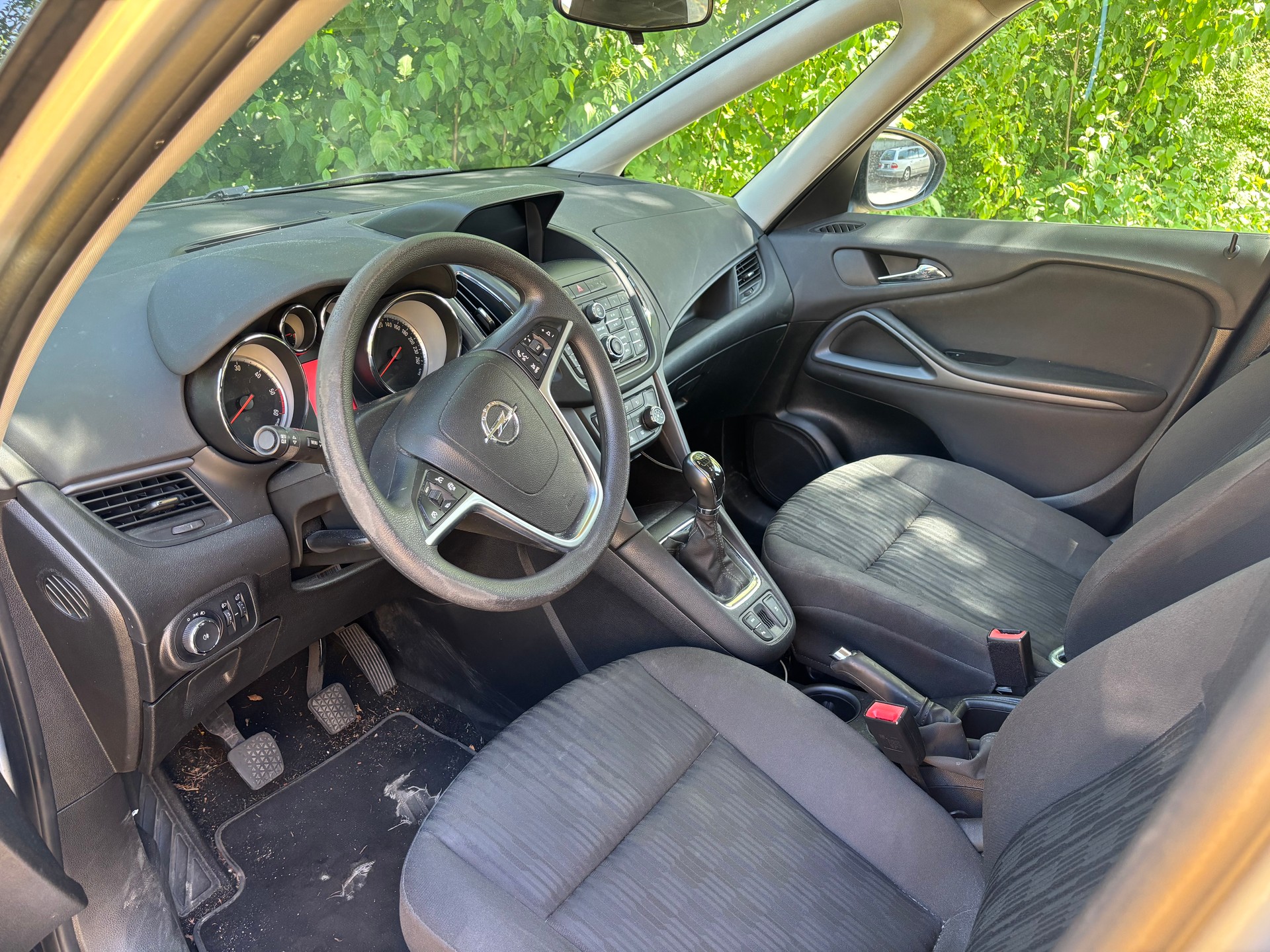 OPEL 1.6 CDTI 136 eF Cosmo S/S-image-4