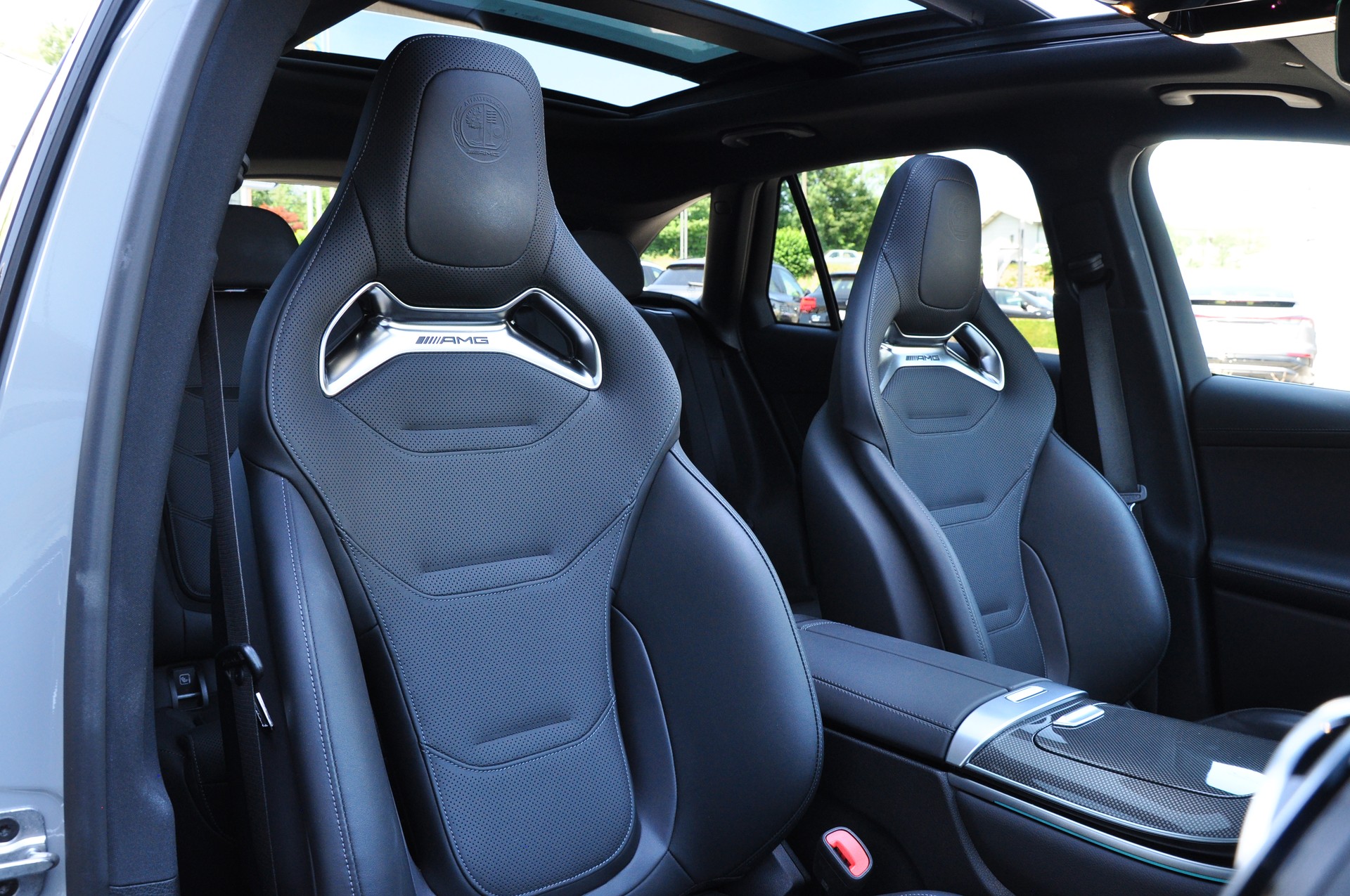 MERCEDES-BENZ GLC 43 AMG Executive Edition 4Matic 9G-Tronic-image-21