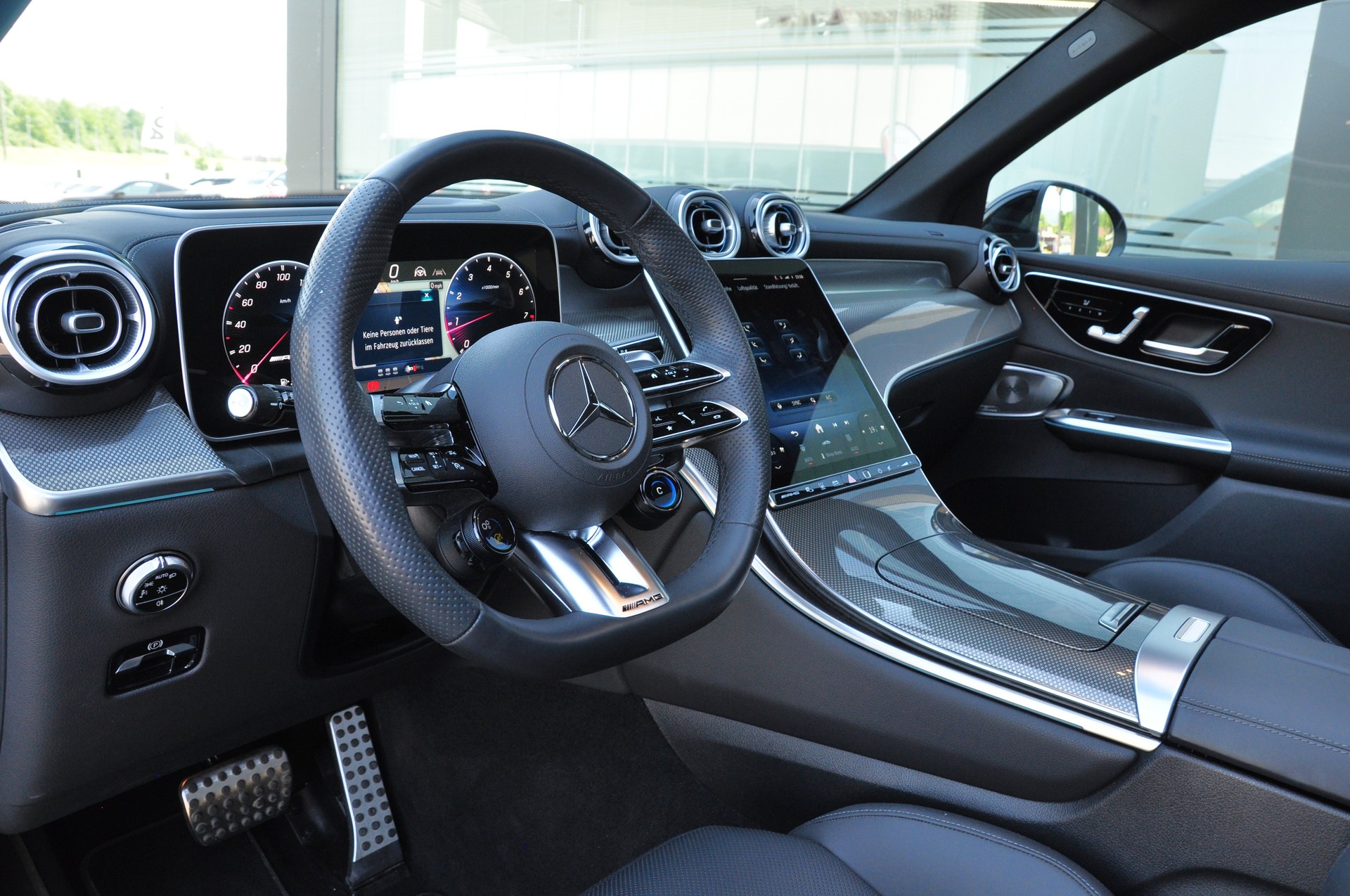 MERCEDES-BENZ GLC 43 AMG Executive Edition 4Matic 9G-Tronic-image-19