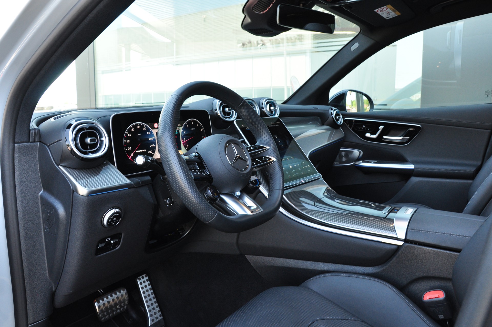 MERCEDES-BENZ GLC 43 AMG Executive Edition 4Matic 9G-Tronic-image-16