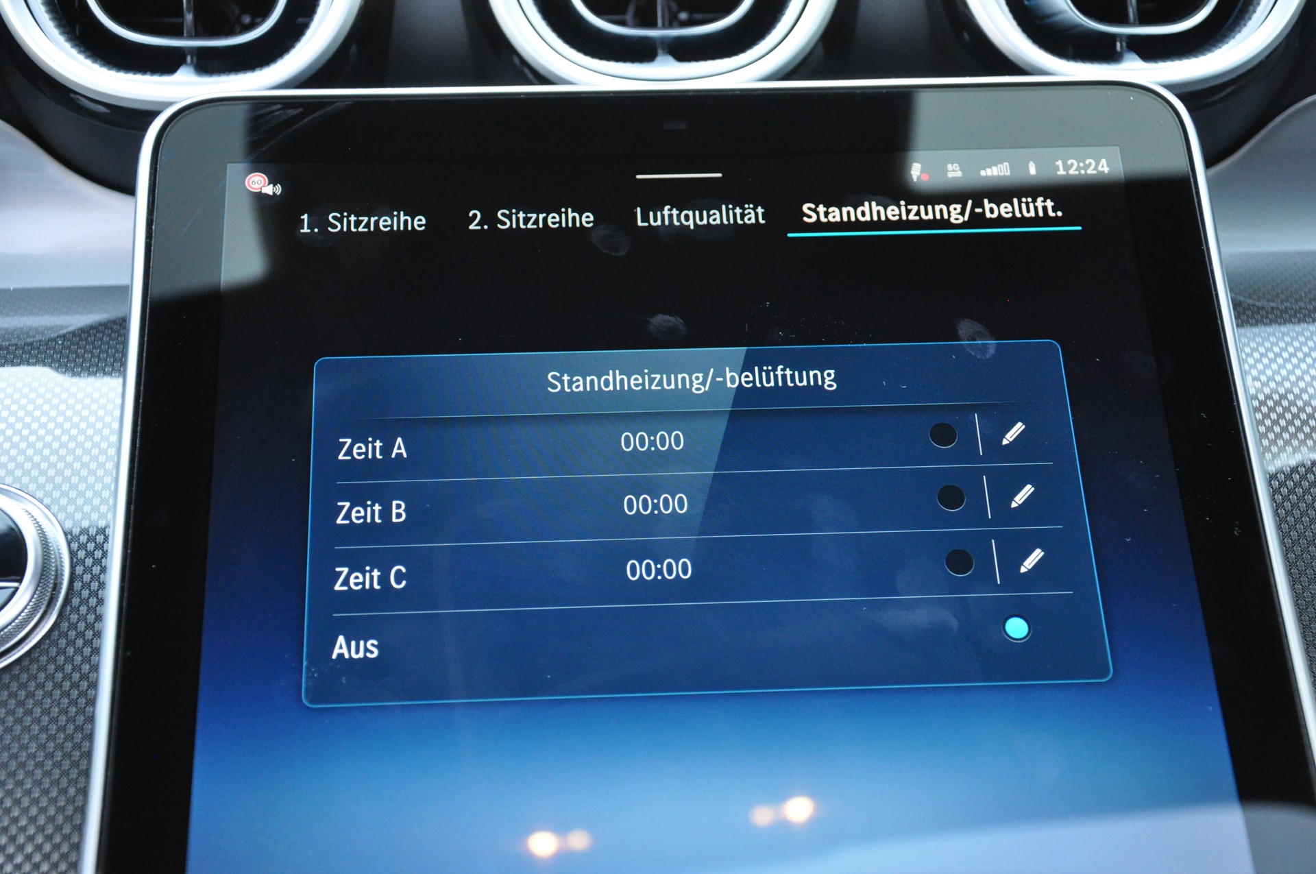 MERCEDES-BENZ GLC 43 AMG Executive Edition 4Matic 9G-Tronic-image-24