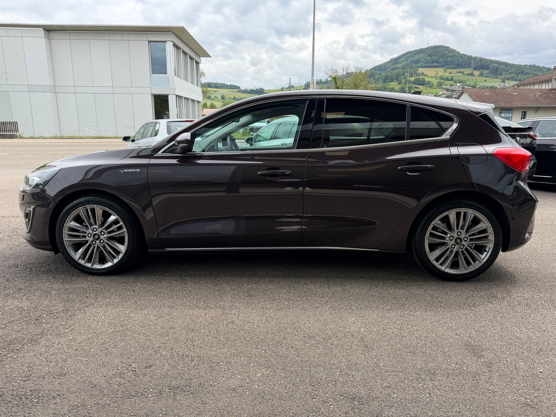 FORD Focus 1.0 SCTi Vignale Automatic-image-9