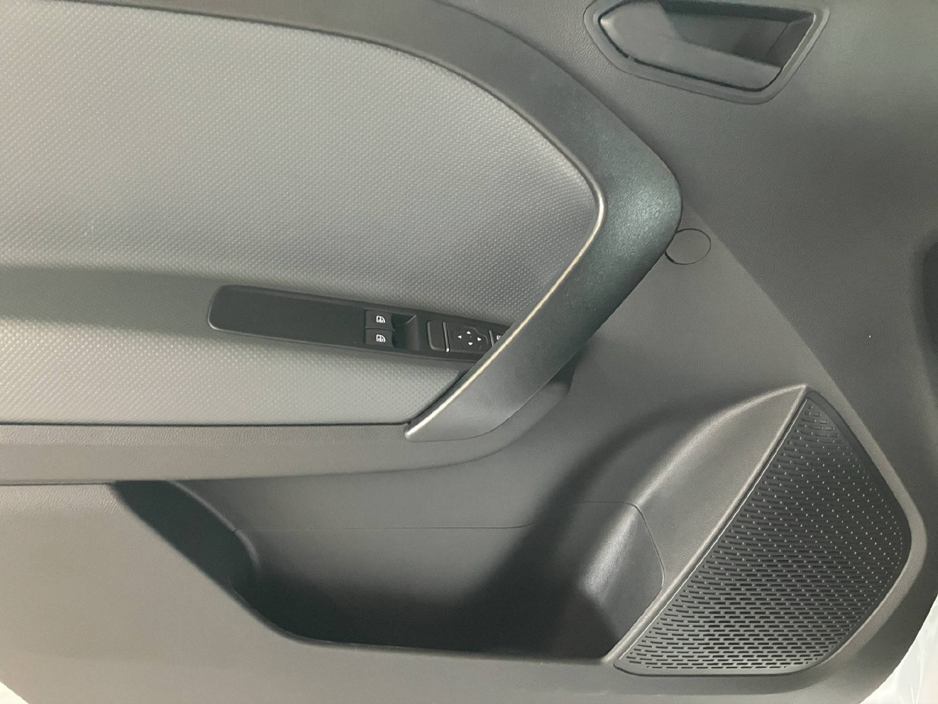 MERCEDES-BENZ eCitan Standard 3100mm L Worker-image-12