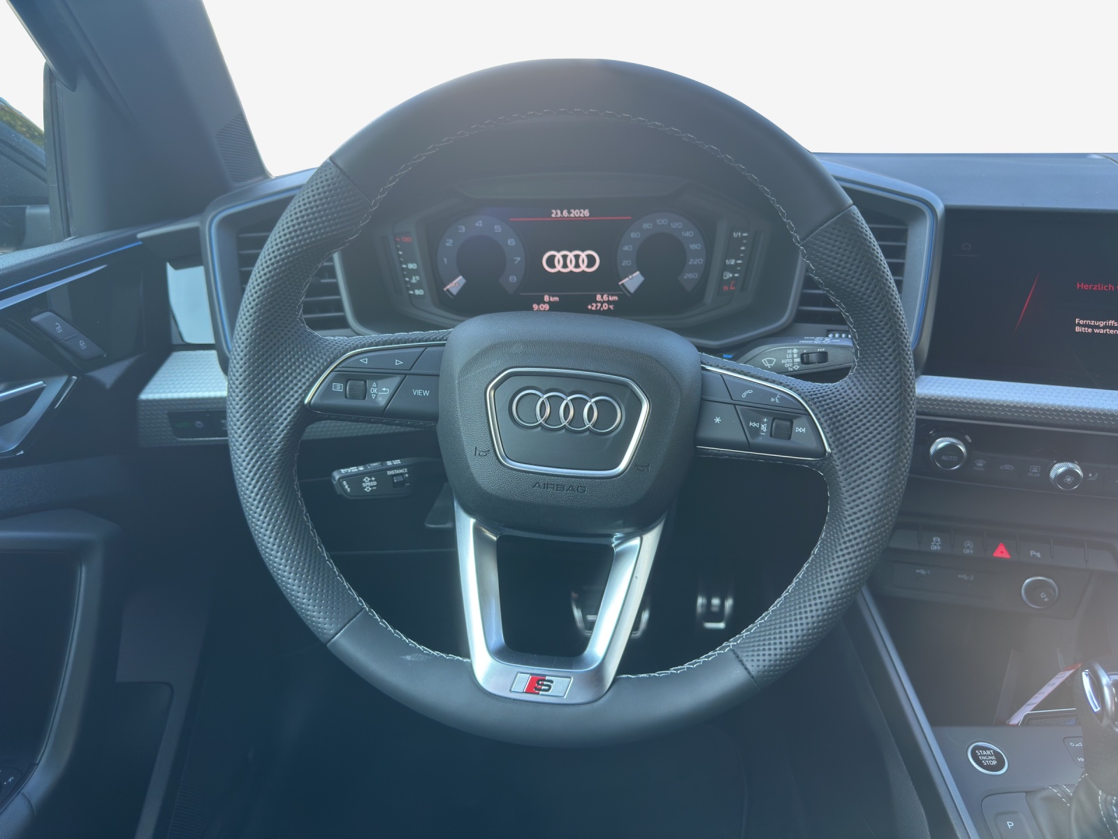 AUDI A1 Sportback 30 TFSI S Line Attraction S-tronic-image-9