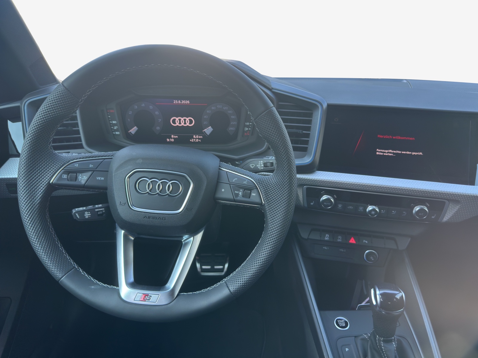 AUDI A1 Sportback 30 TFSI S Line Attraction S-tronic-image-10