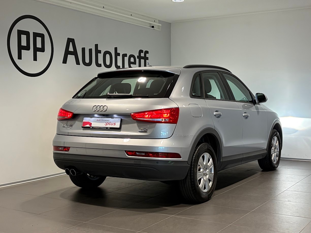 AUDI Q3 2.0 TDI quattro S-tronic-image-14
