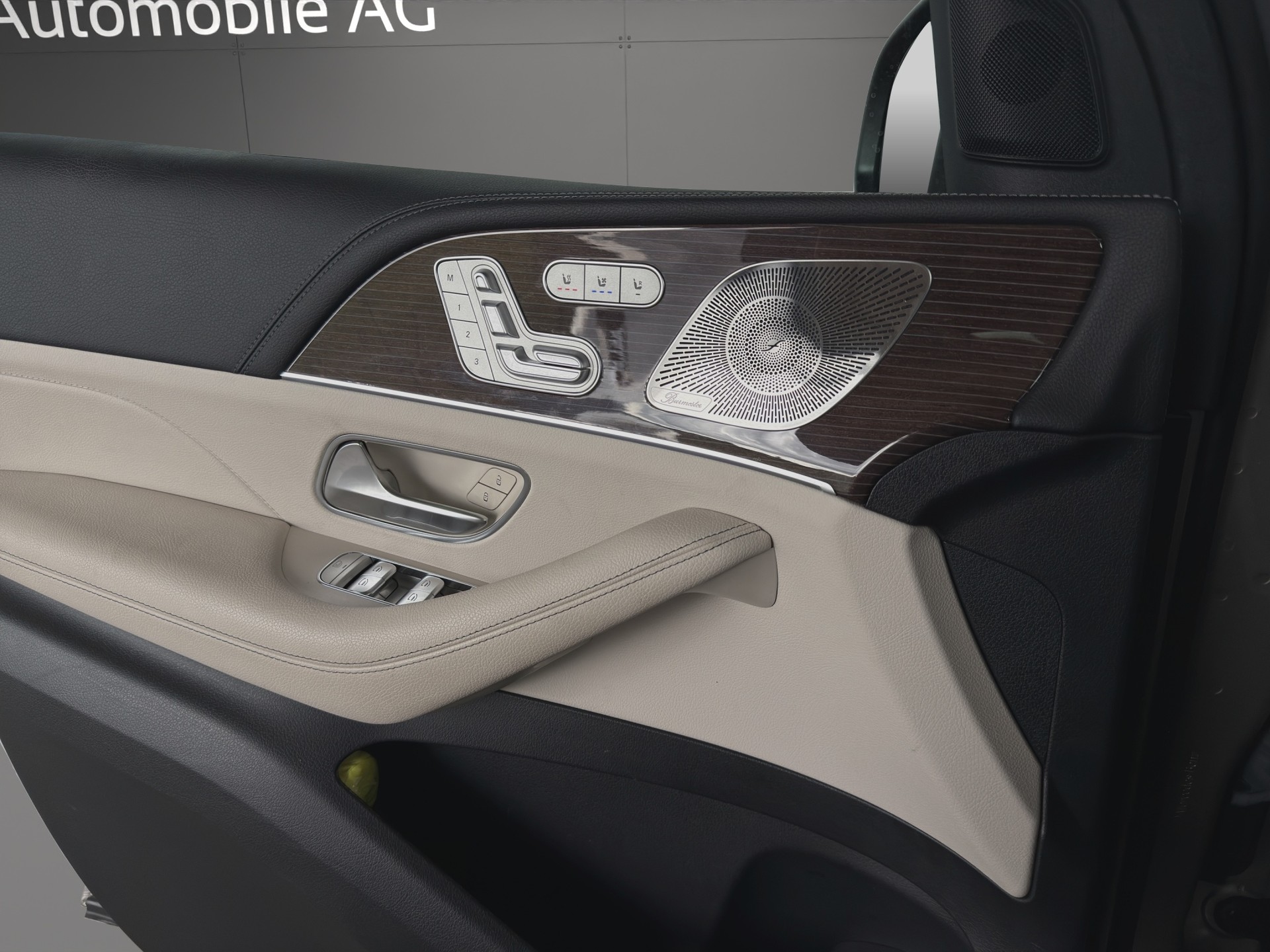 MERCEDES-BENZ GLE 450 4Matic 9G-Tronic-image-17