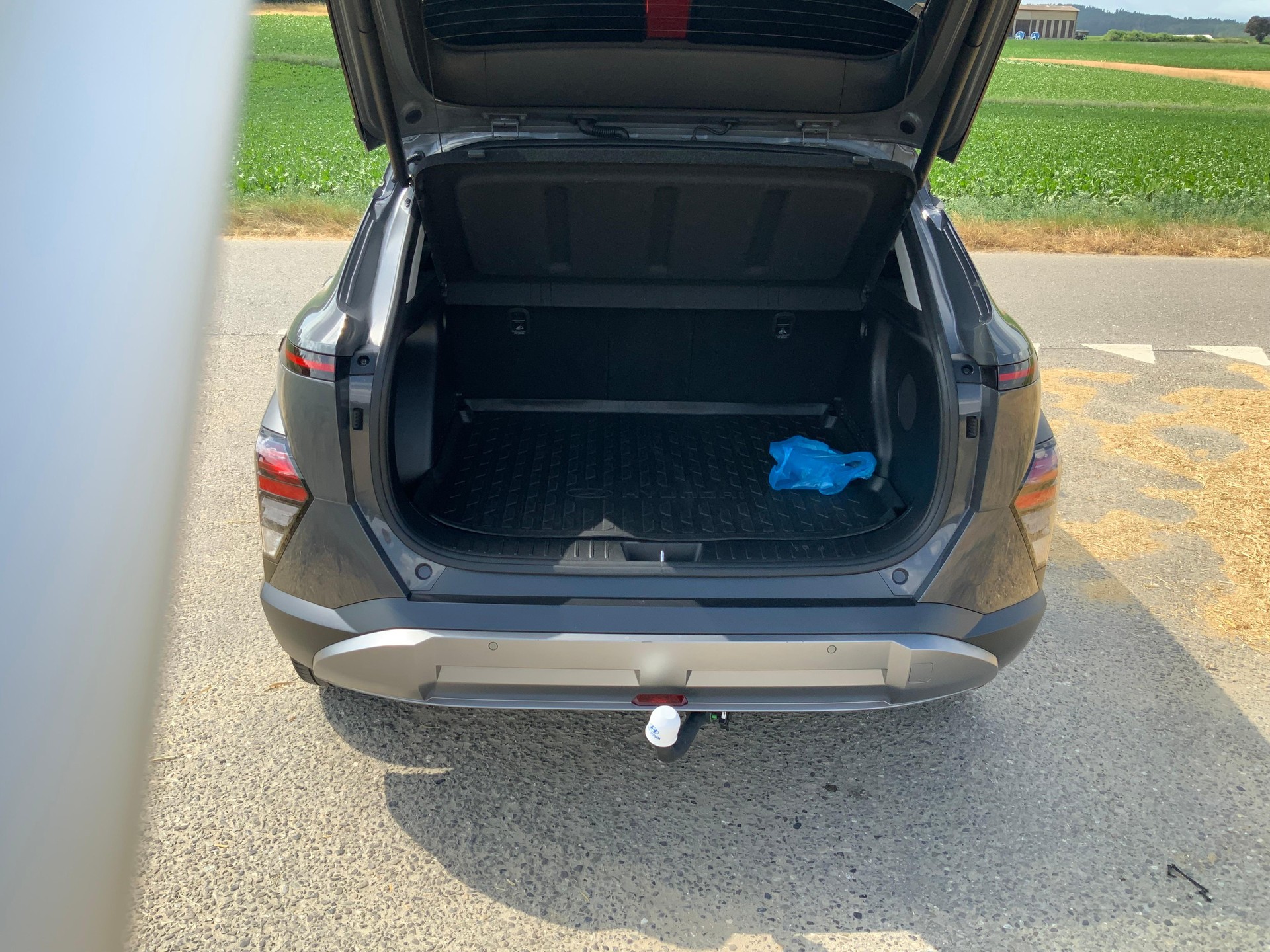 HYUNDAI Kona 1.6 GDi Hybrid Vertex-image-6
