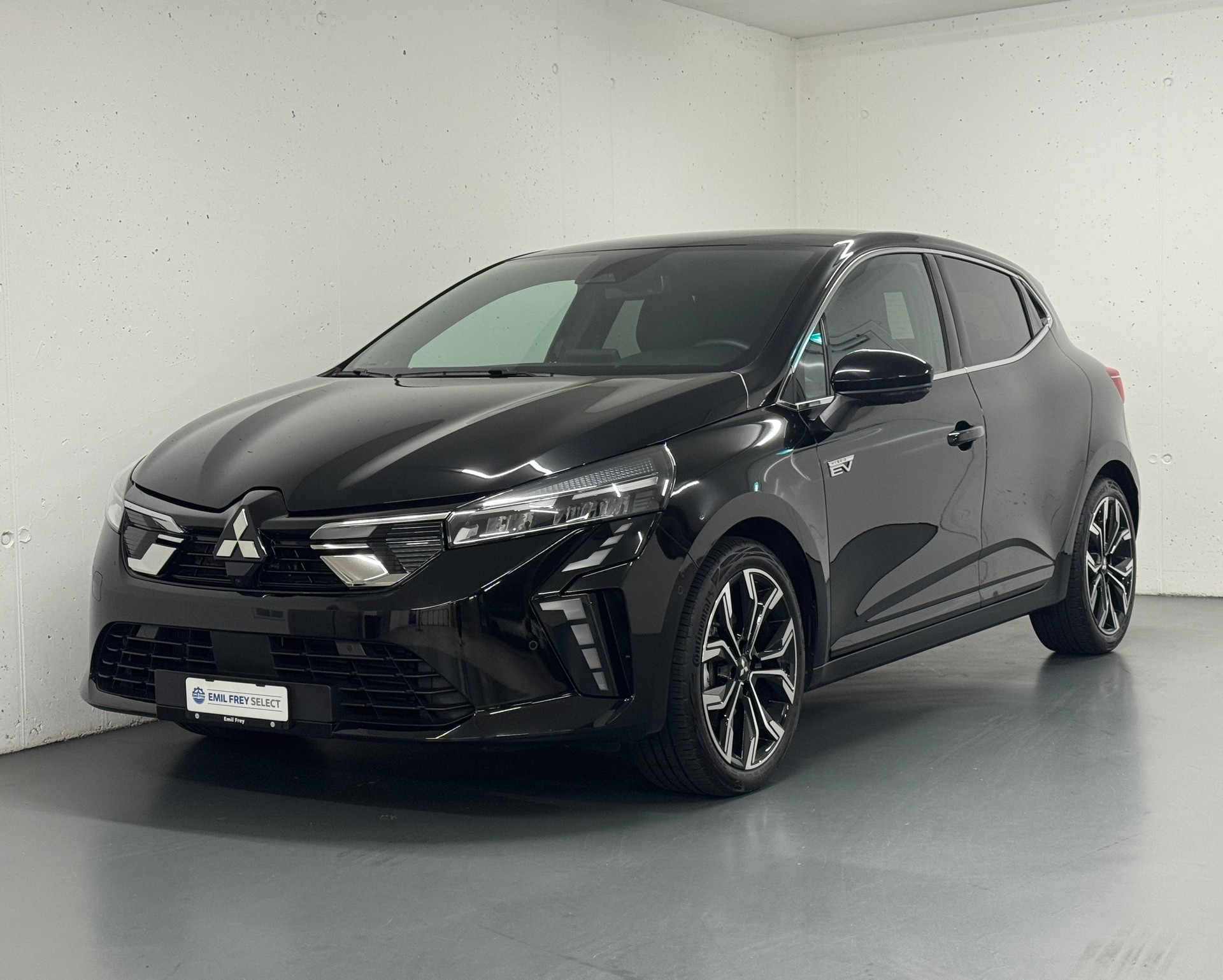 MITSUBISHI Colt 1.6 HEV Instyle Leasing 1,99-image-1