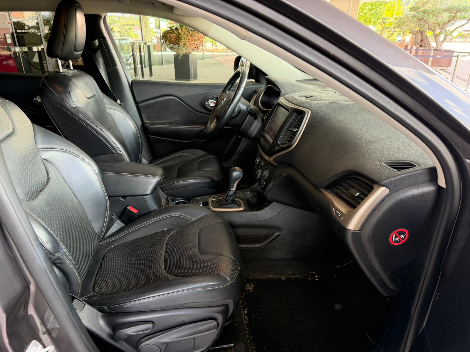 JEEP Cherokee 2.0TD Limited AWD 9ATX-image-8