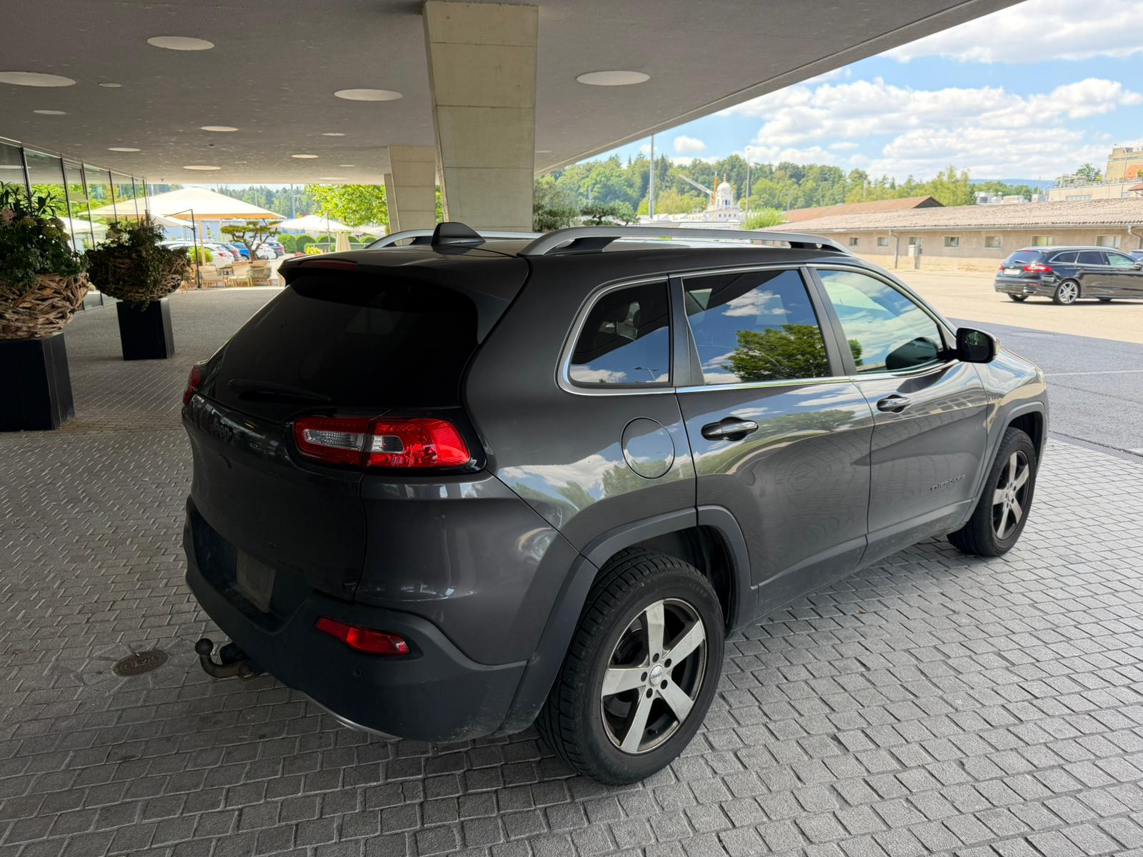 JEEP Cherokee 2.0TD Limited AWD 9ATX-image-3
