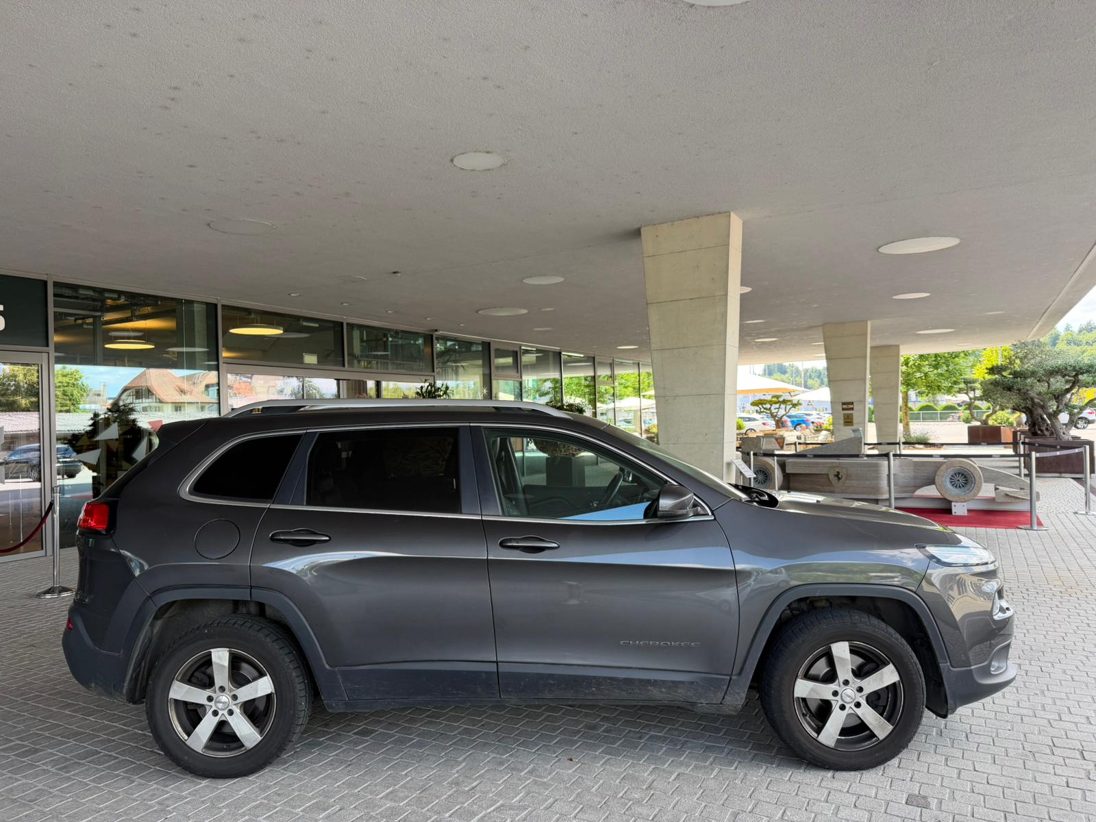 JEEP Cherokee 2.0TD Limited AWD 9ATX-image-5
