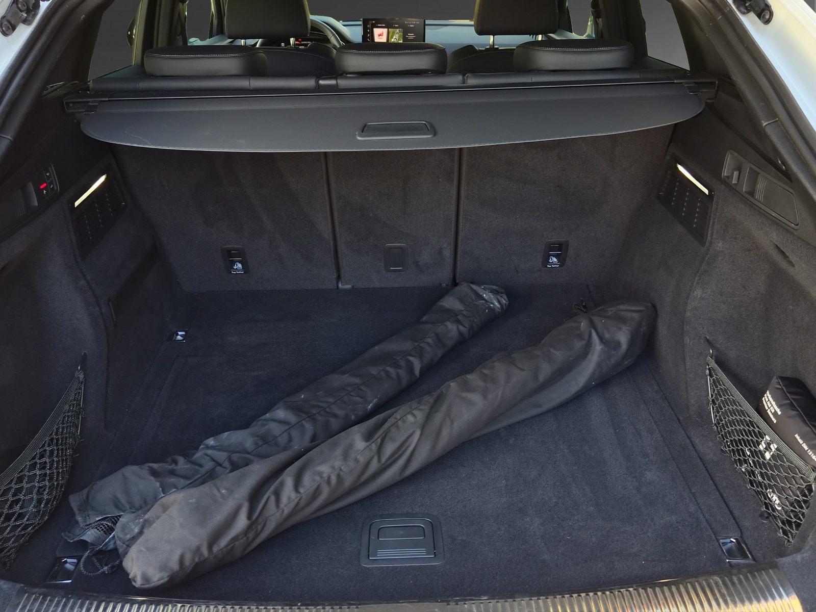 AUDI Q5 Sportback 40 TDI Blackedition quattro S-tronic-image-9