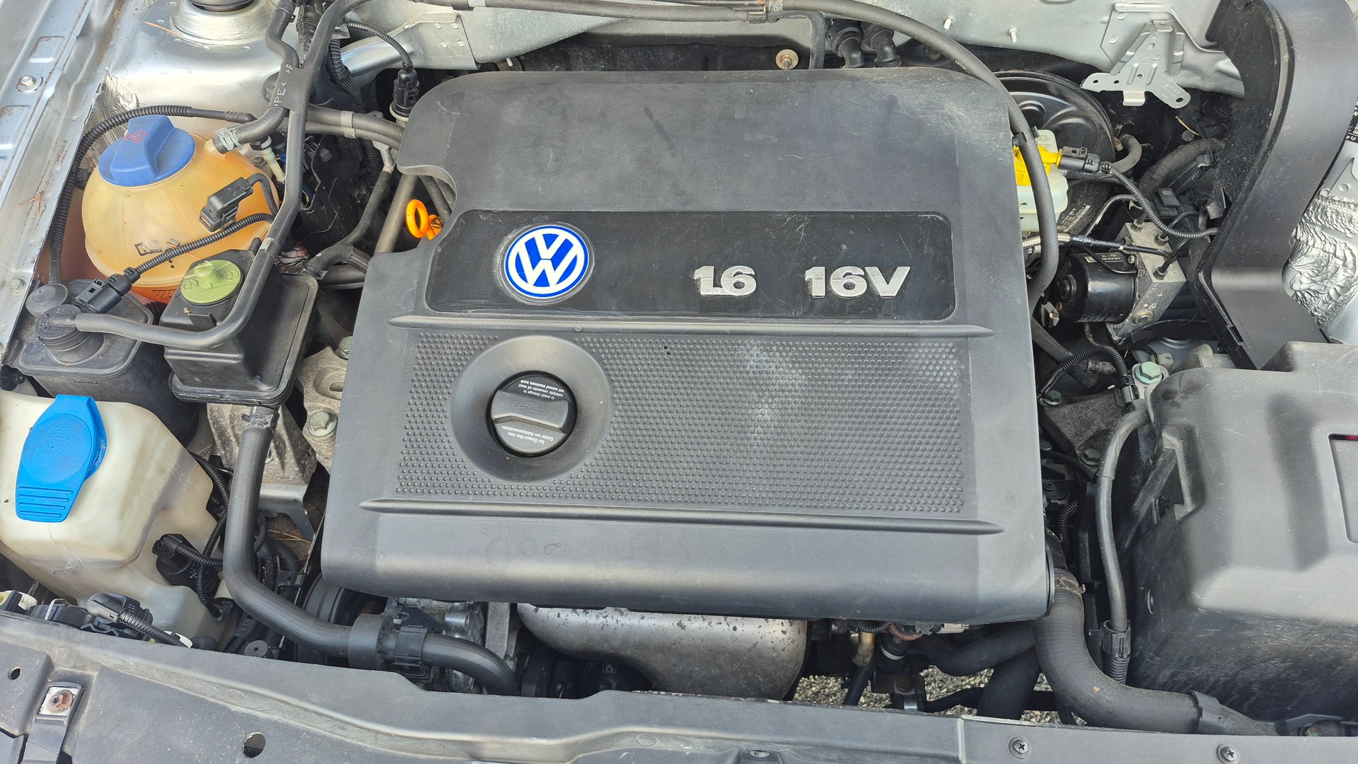 VW Golf 1.6 16V Comfortline-image-12