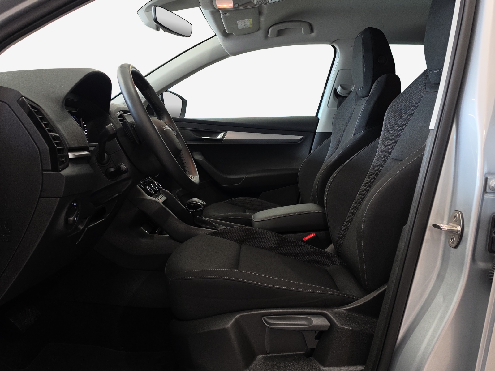 SKODA Karoq 2.0 TDI CR Selection 4x4 DSG-image-7
