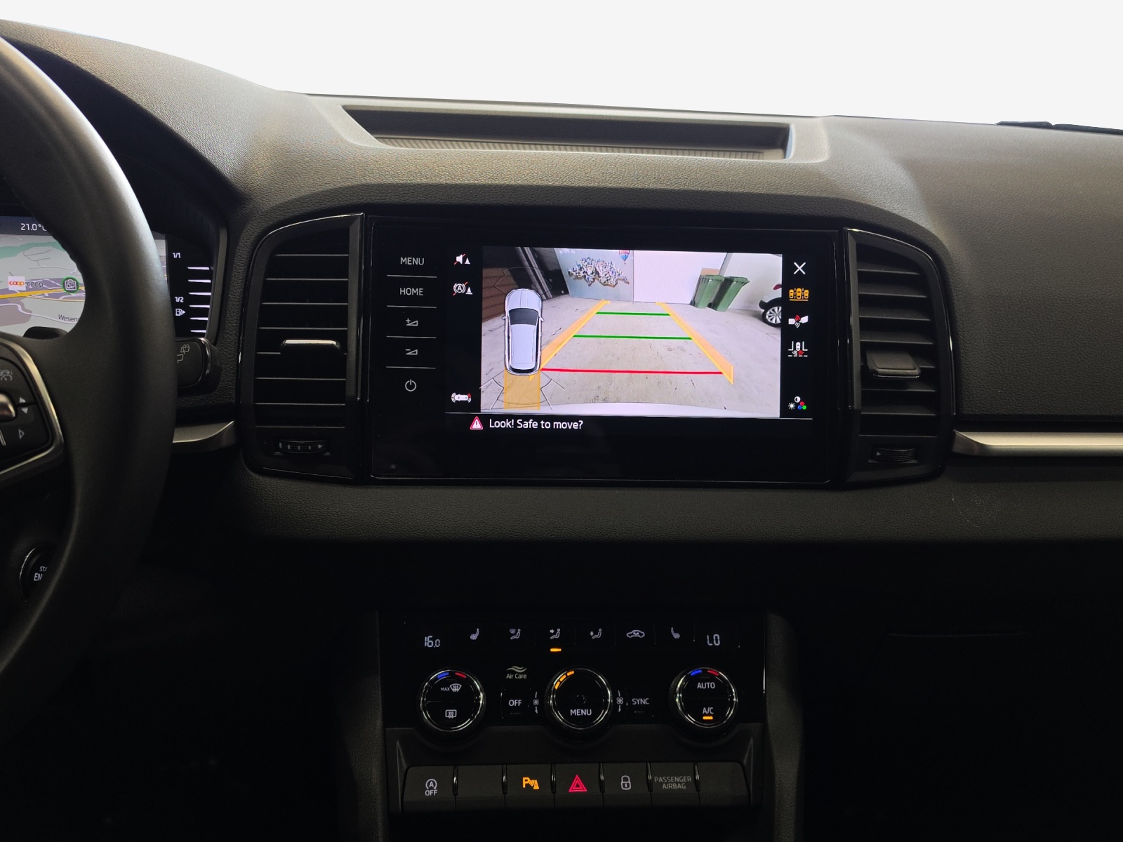 SKODA Karoq 2.0 TDI CR Selection 4x4 DSG-image-15