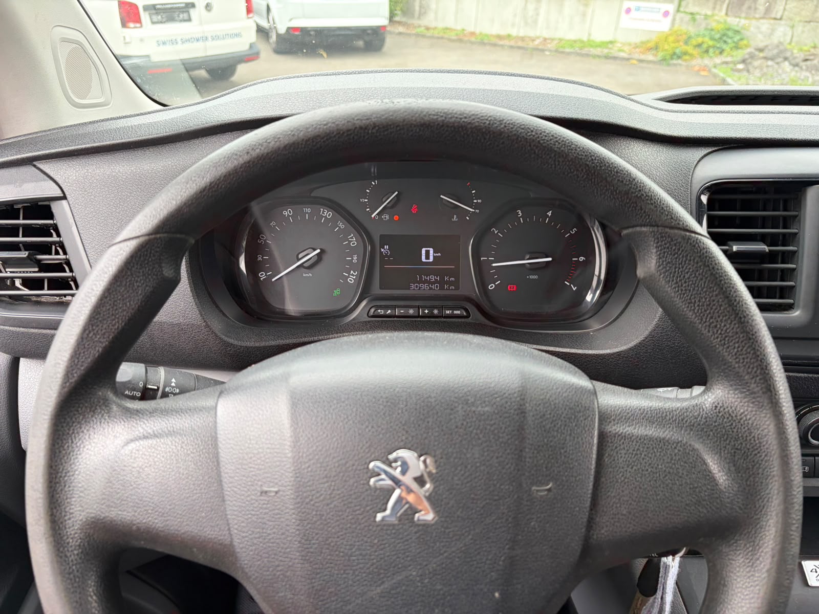 PEUGEOT Expert 2.0 BlueHDi 120 Active Standard-image-12