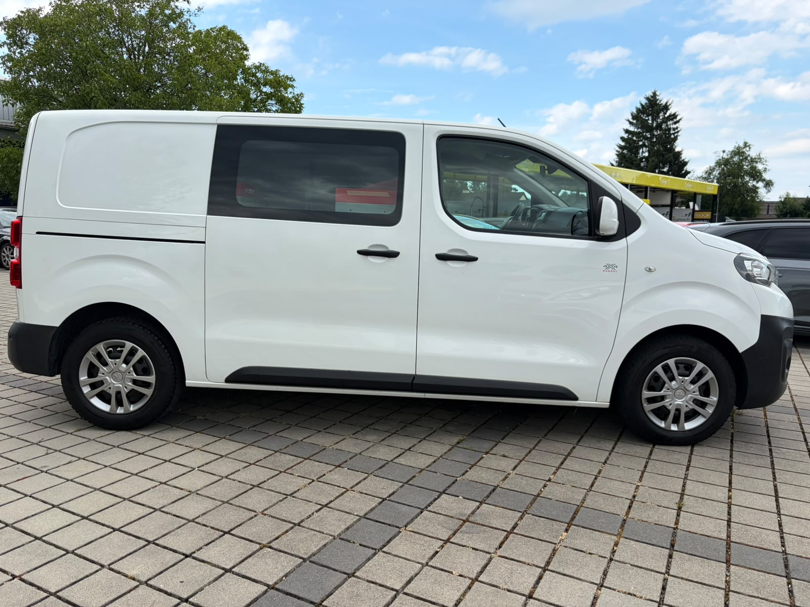 PEUGEOT Expert 2.0 BlueHDi 120 Active Standard-image-5
