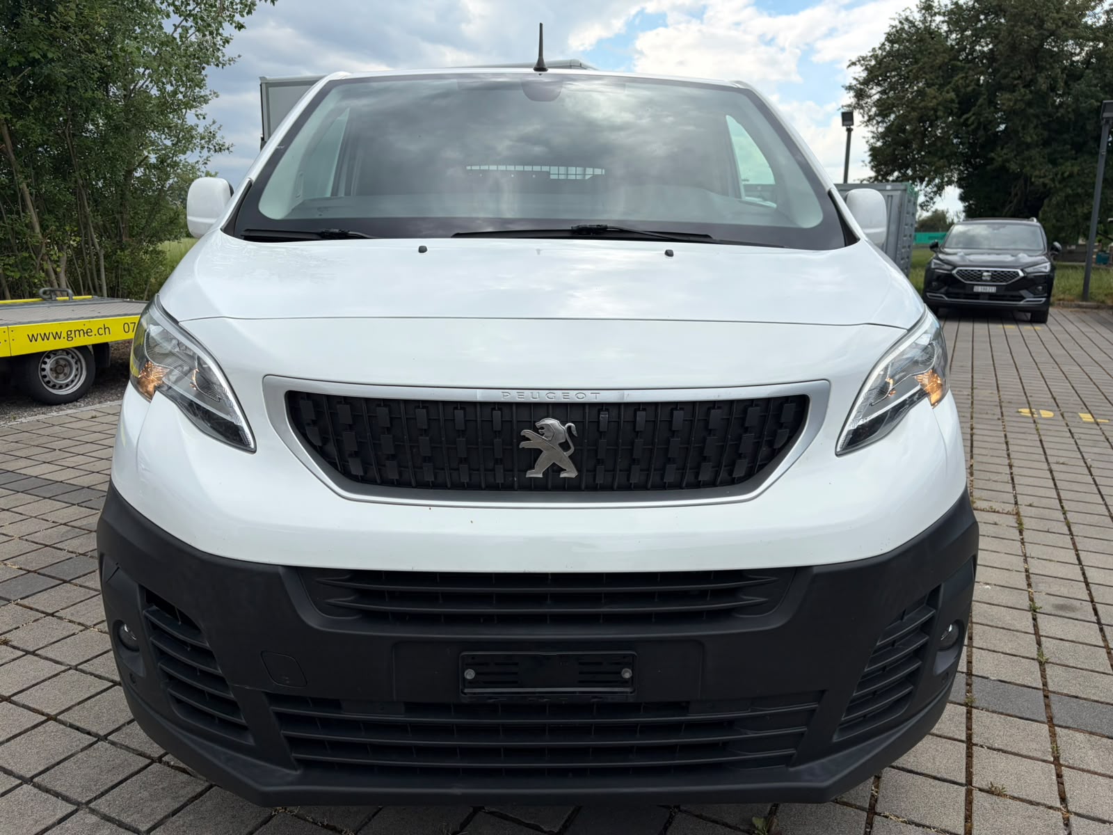 PEUGEOT Expert 2.0 BlueHDi 120 Active Standard-image-1