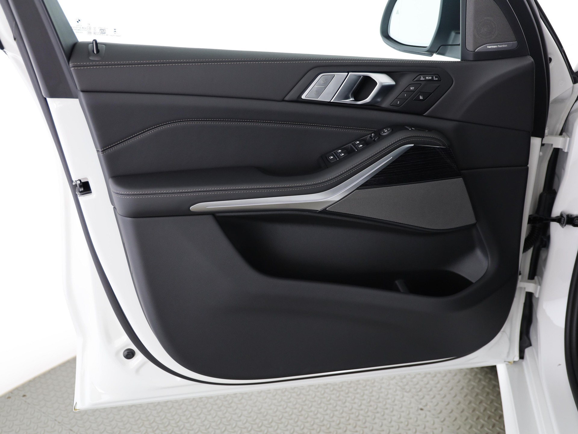 BMW X7 40d xDrive SAG-image-11