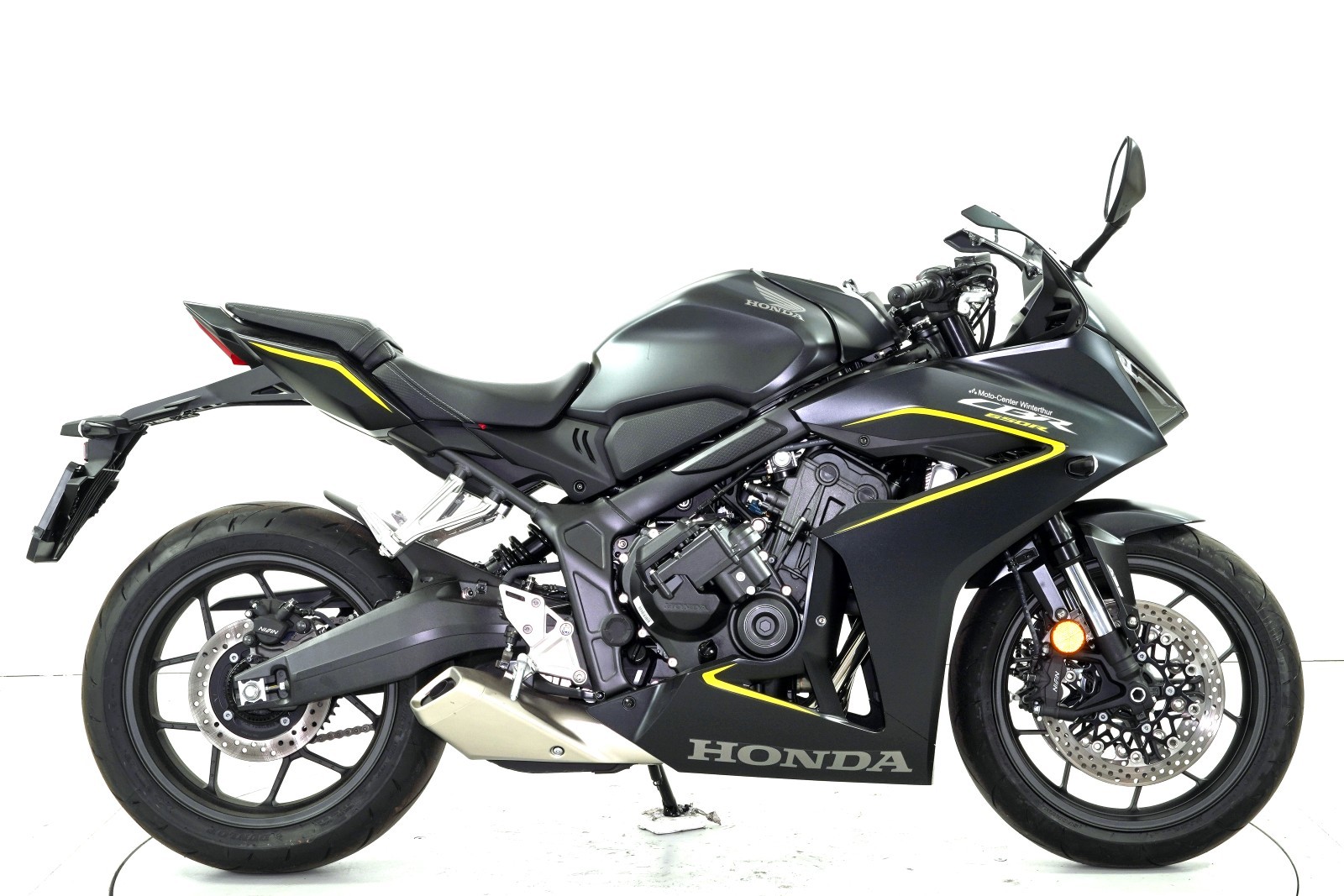 HONDA CBR 650 R ABS E-Clutch-showroom-element-3