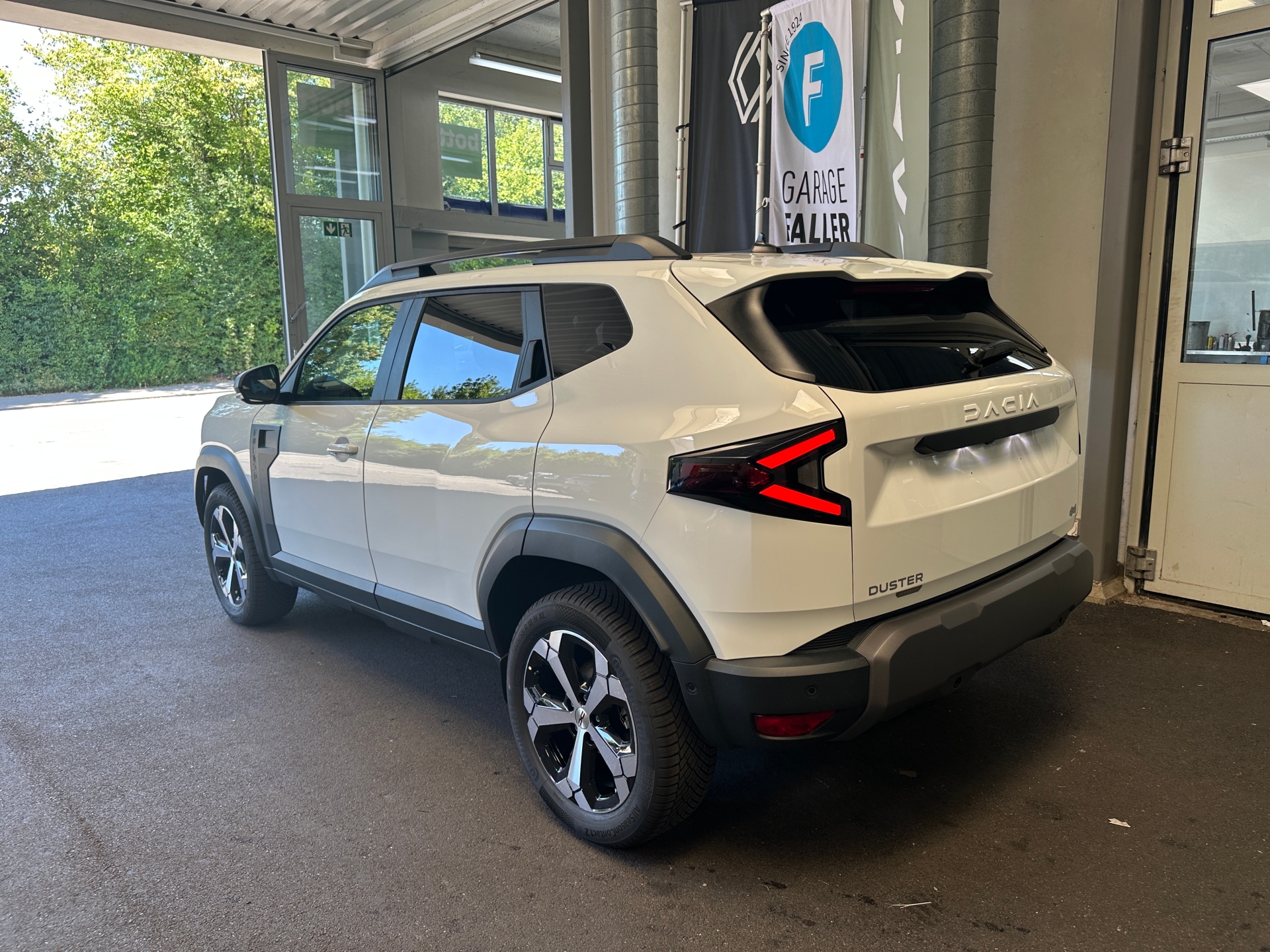DACIA DUSTER-image-2