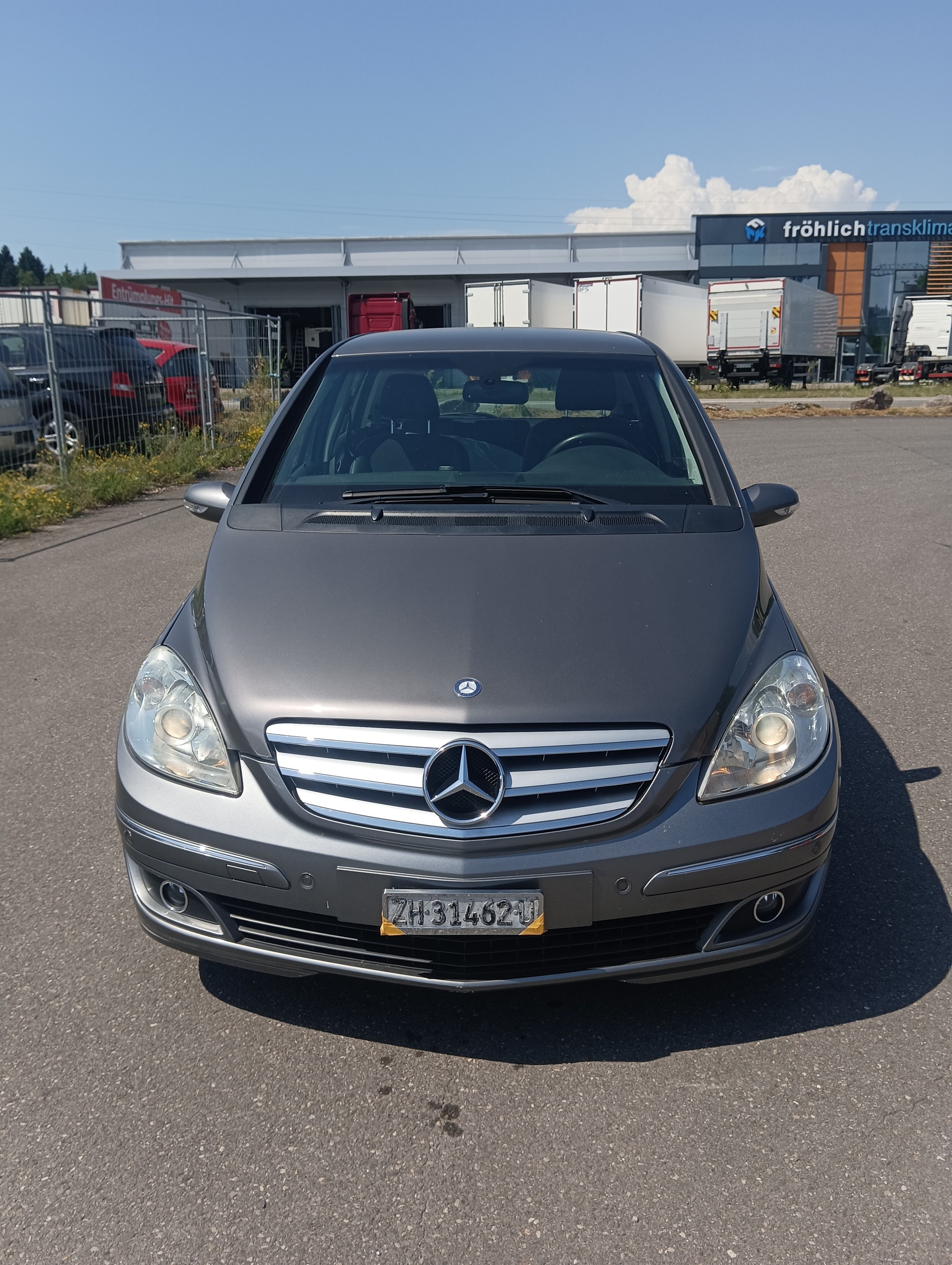 MERCEDES-BENZ B 200 T-image-0