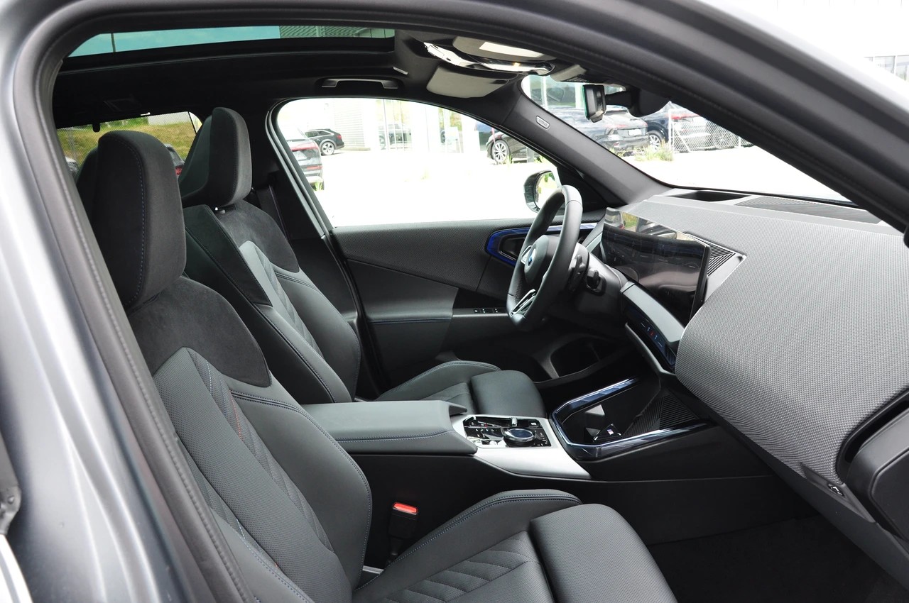 BMW X3 xDrive 48V 20d M Sport Pro-image-16