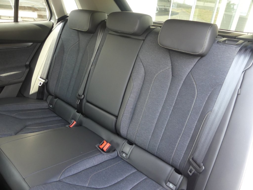 SKODA Elroq 85x Selection 4x4-image-11
