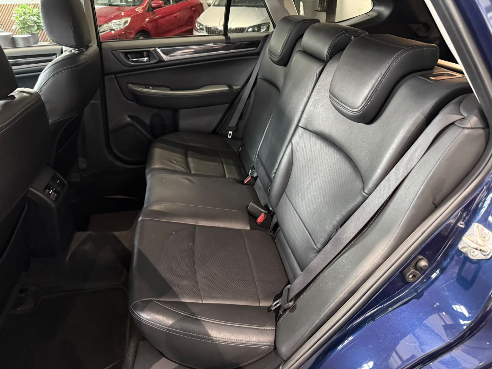 SUBARU Outback 2.0D Luxury AWD Lineartronic-image-8