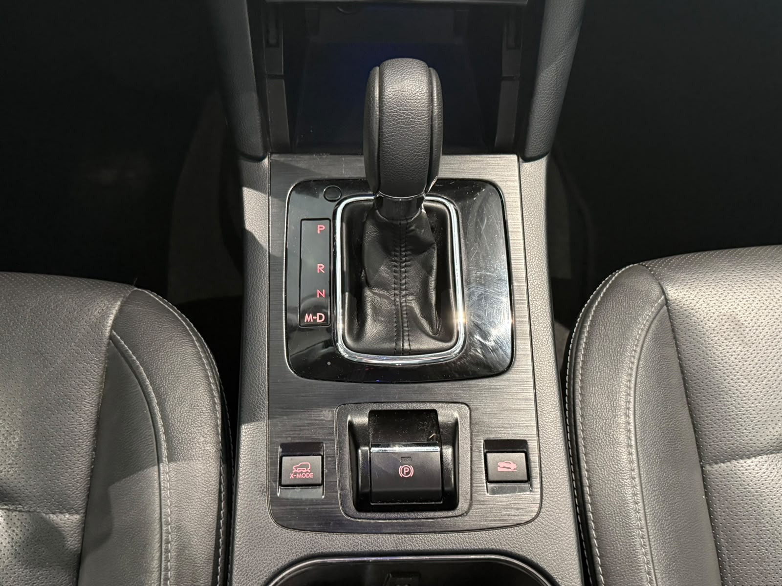 SUBARU Outback 2.0D Luxury AWD Lineartronic-image-15