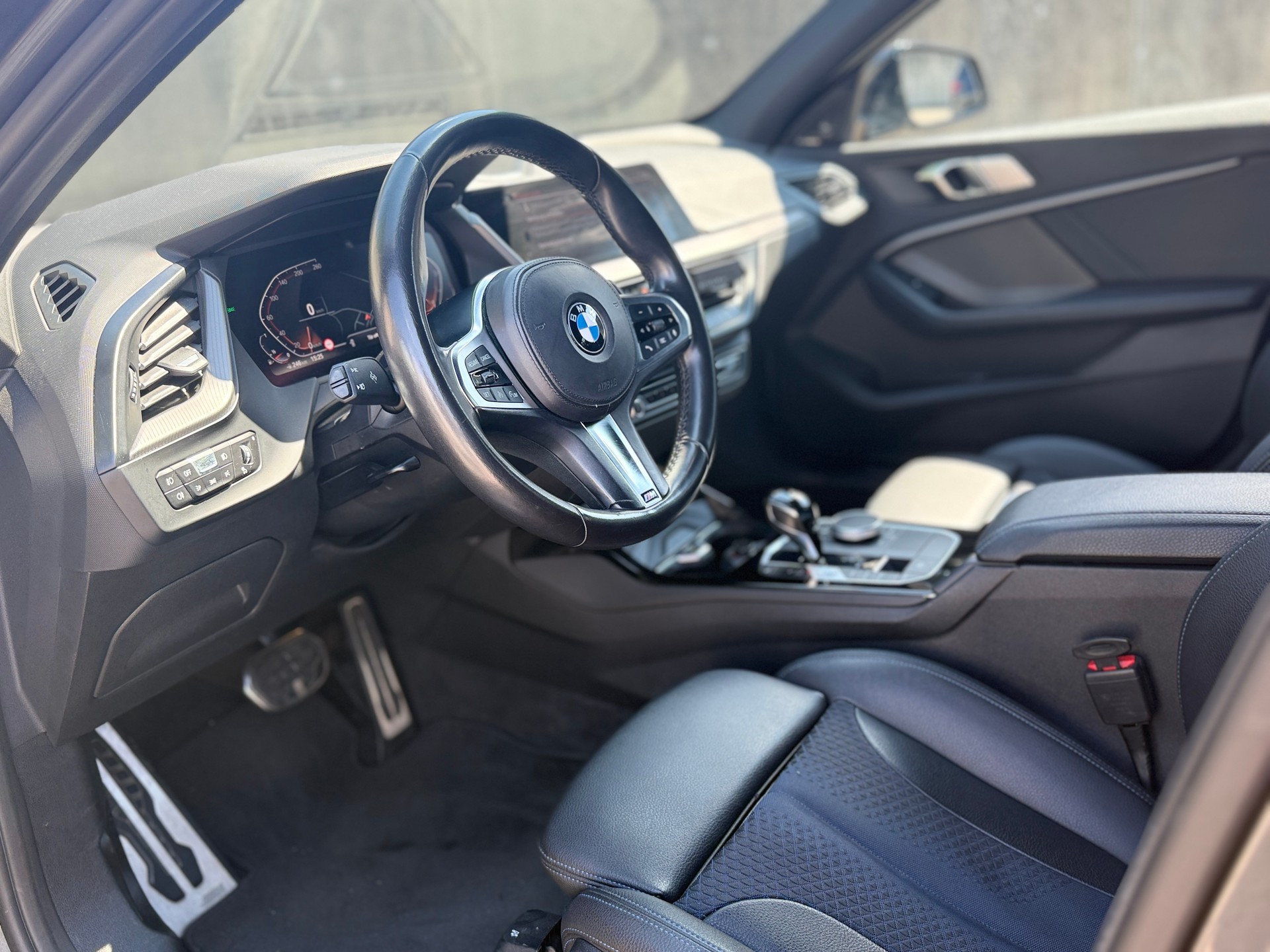 BMW 118i M - Packet-image-5