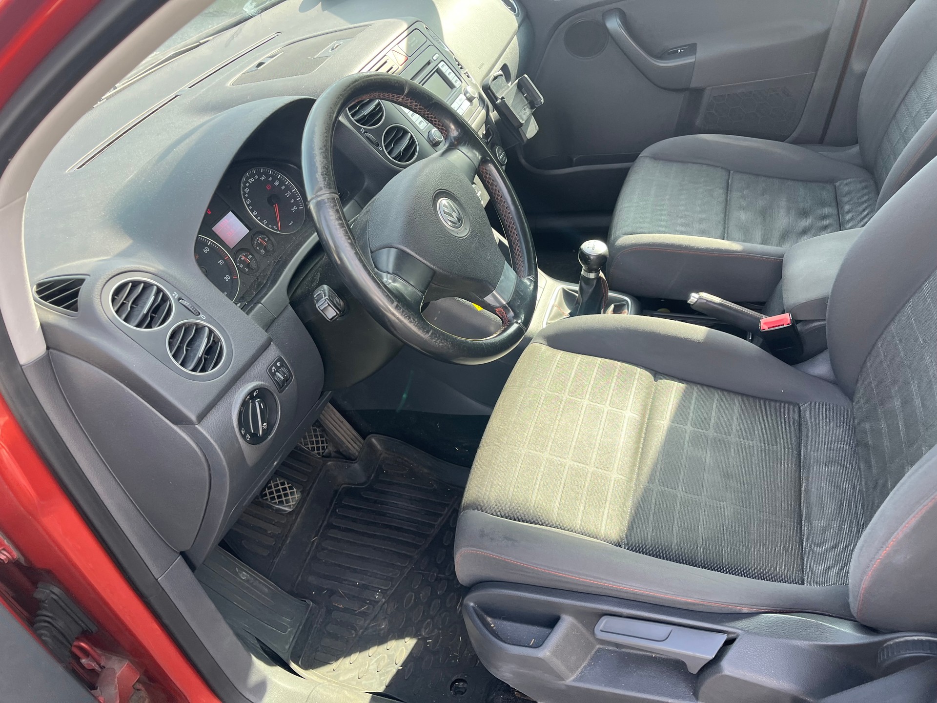 VW Golf Plus 1.6 Trendline-image-11