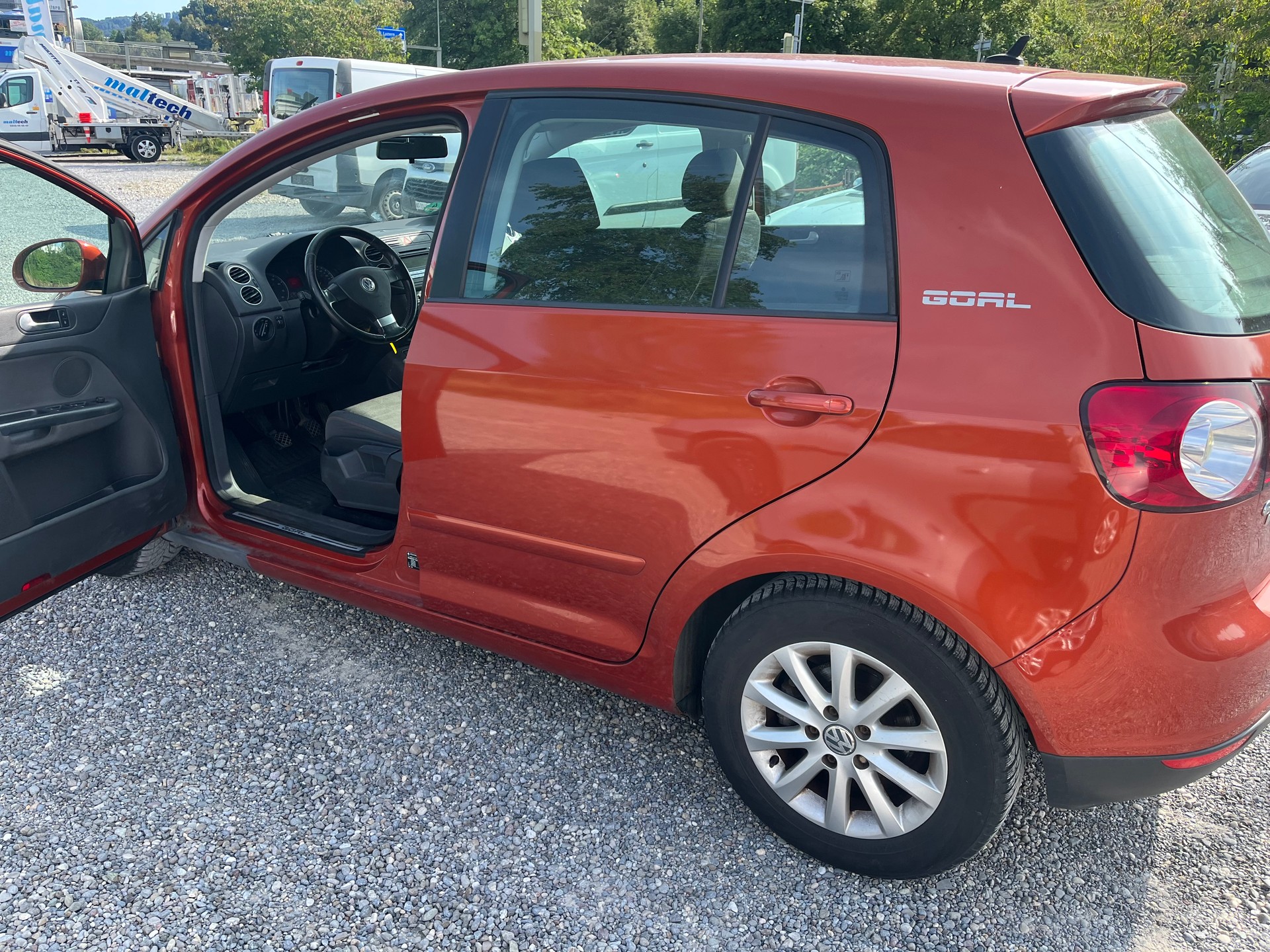 VW Golf Plus 1.6 Trendline-image-3