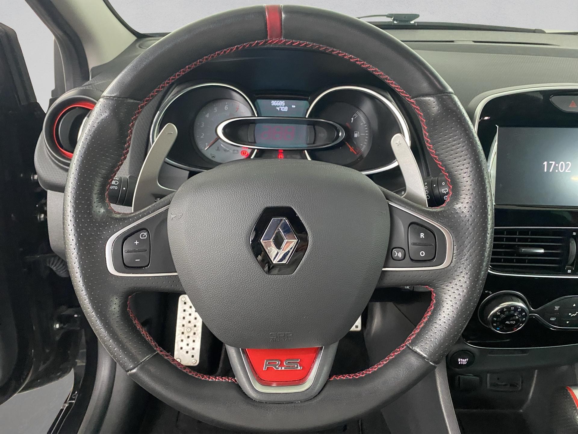 RENAULT Clio 1.6 T RS 220 Trophy EDC-image-9