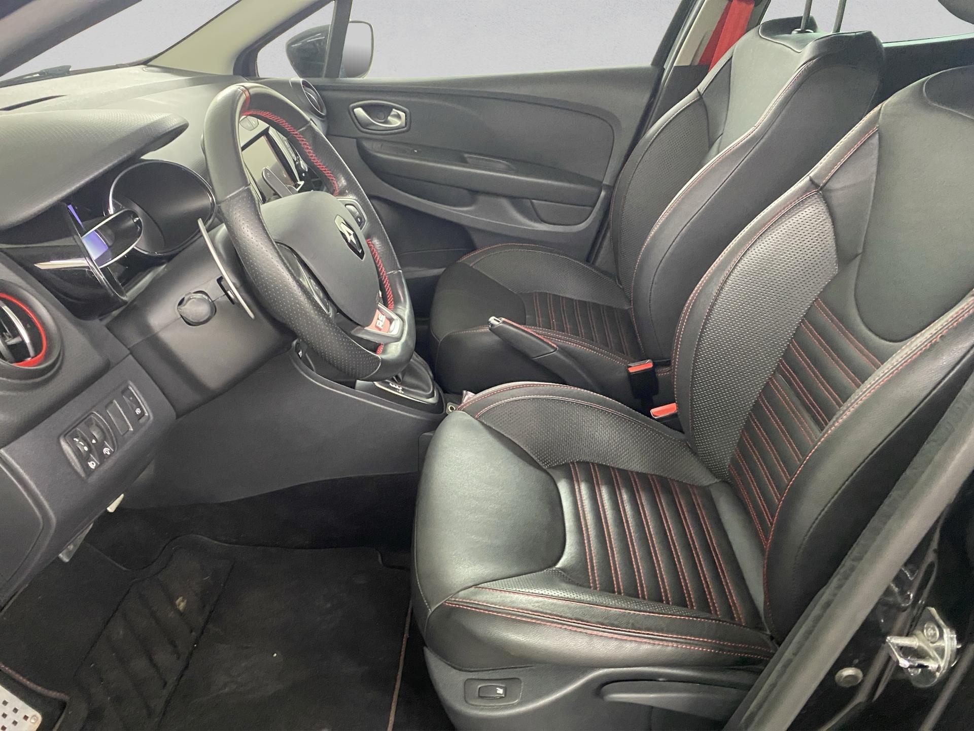 RENAULT Clio 1.6 T RS 220 Trophy EDC-image-8