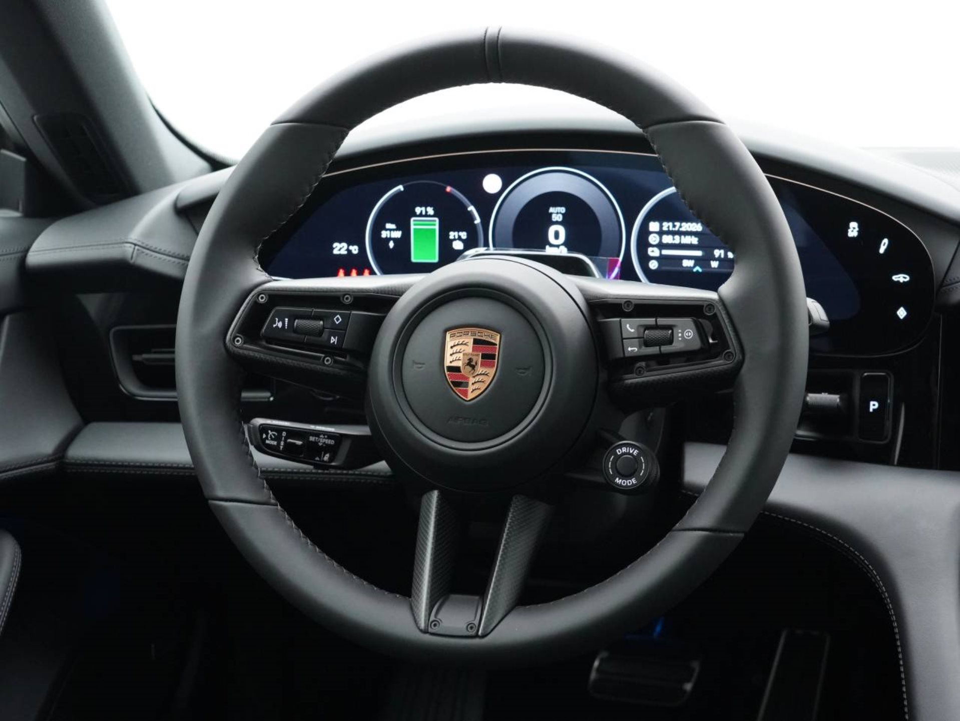 PORSCHE Taycan 4S Black Edition-image-15