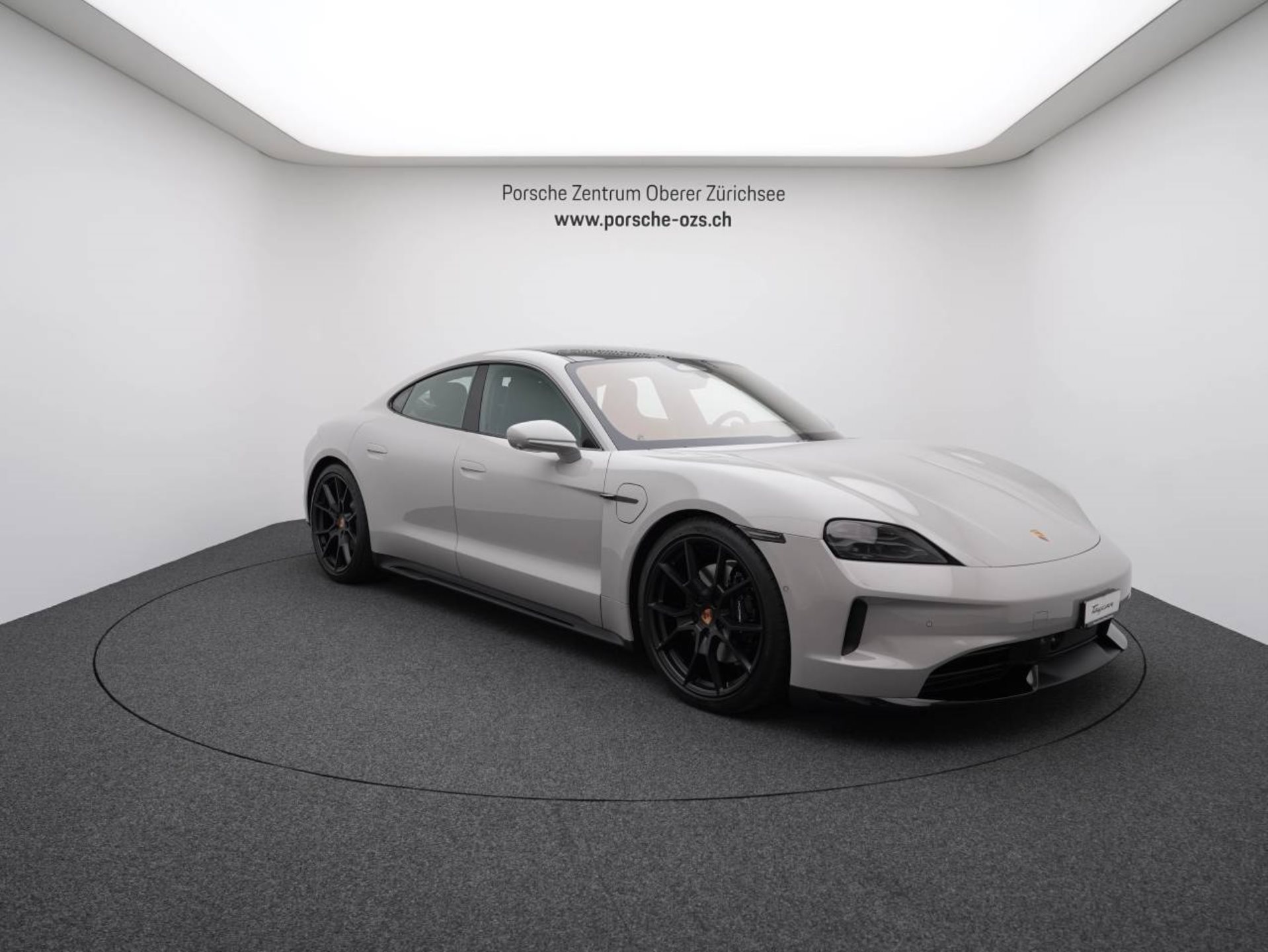 PORSCHE Taycan 4S Black Edition-image-8