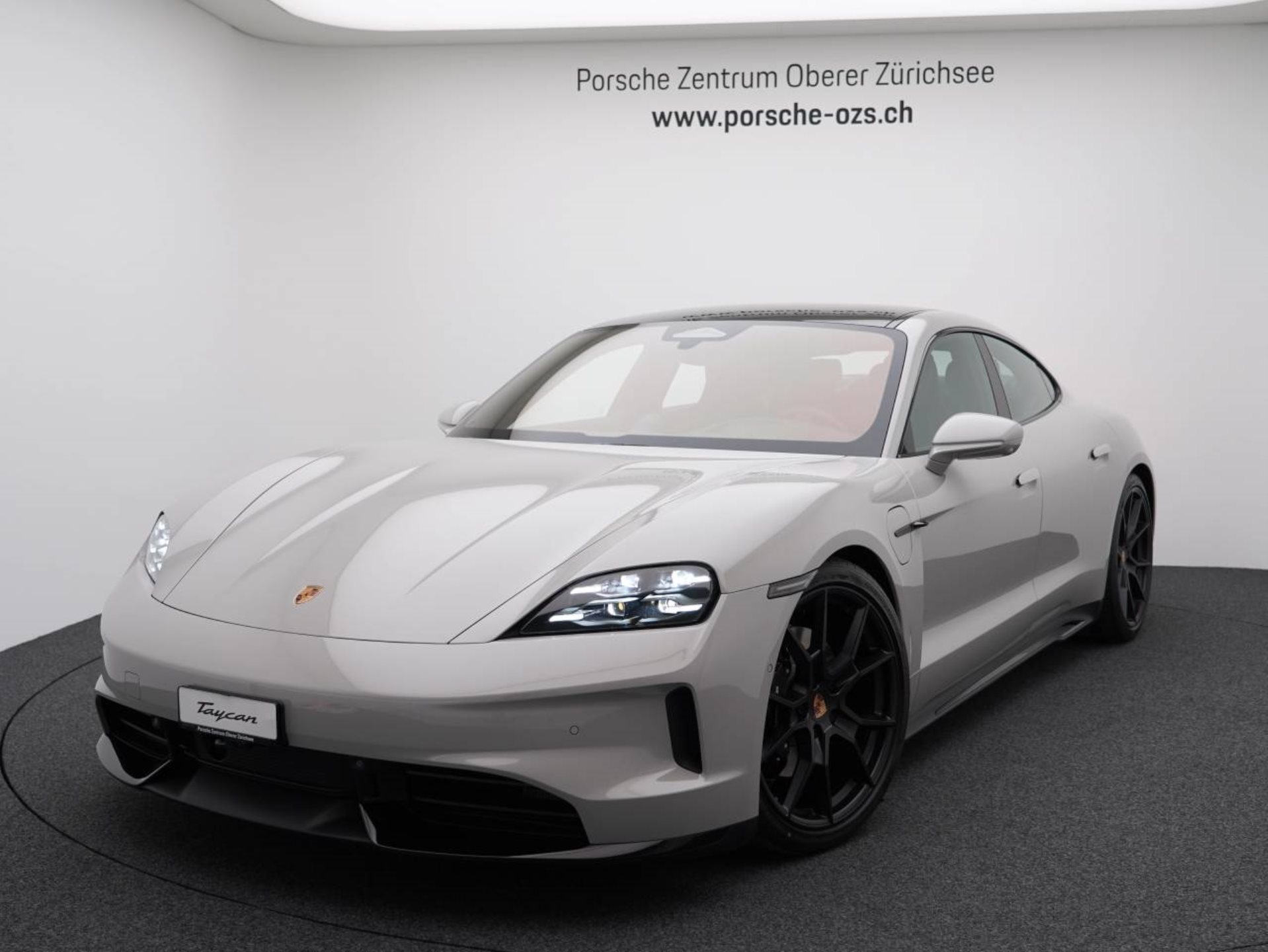 PORSCHE Taycan 4S Black Edition-image-0