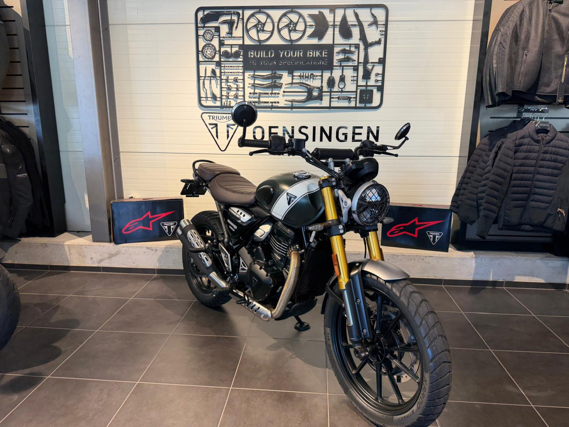 TRIUMPH Scrambler 400 X
