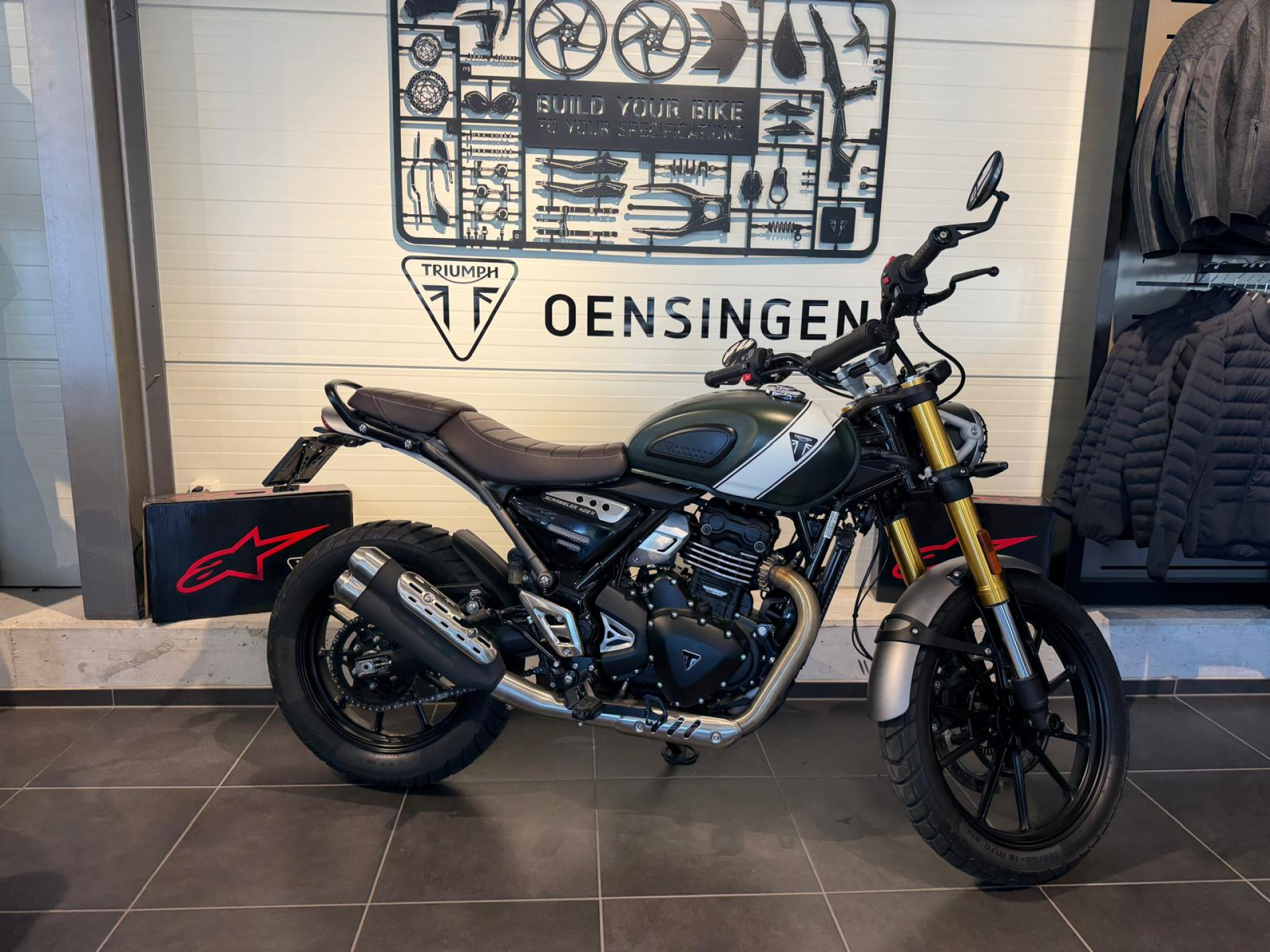 TRIUMPH Scrambler 400 X-showroom-element-1