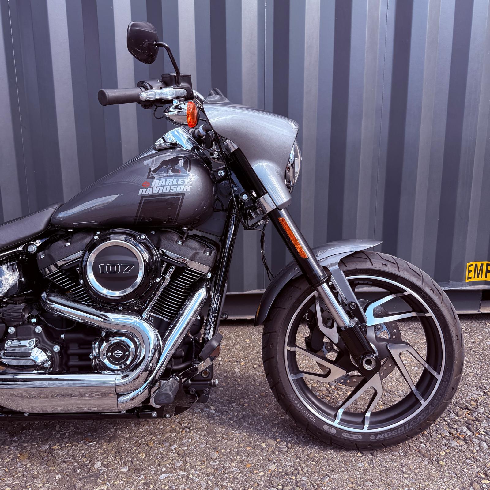 HARLEY-DAVIDSON FLSB Sport Glide Deluxe 107-image-6