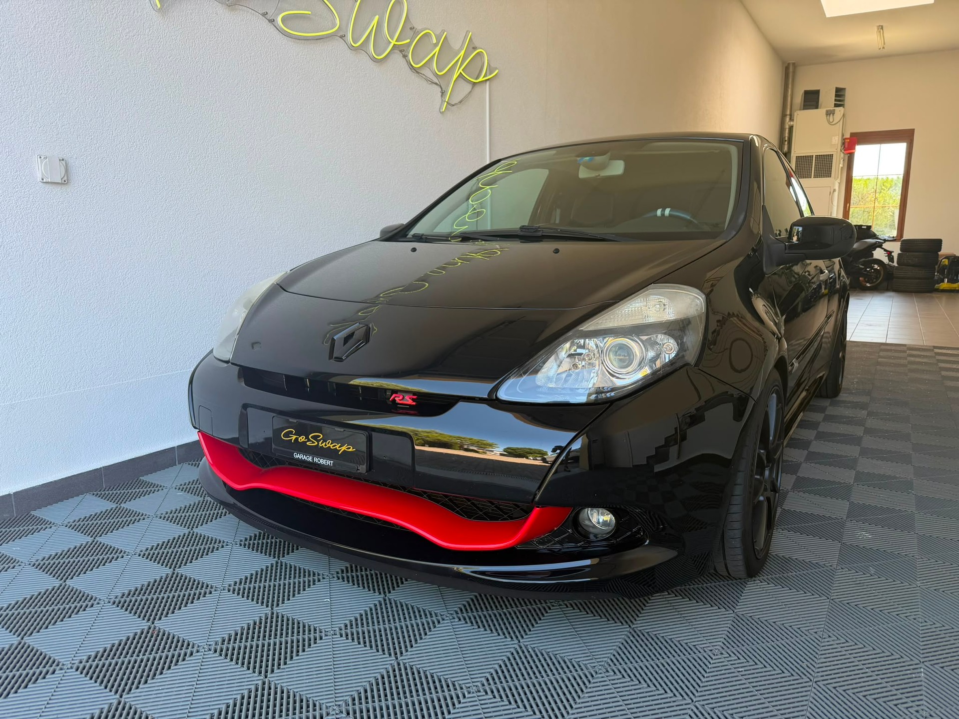 RENAULT Clio 2.0 16V RS Gordini CH N°817-image-2