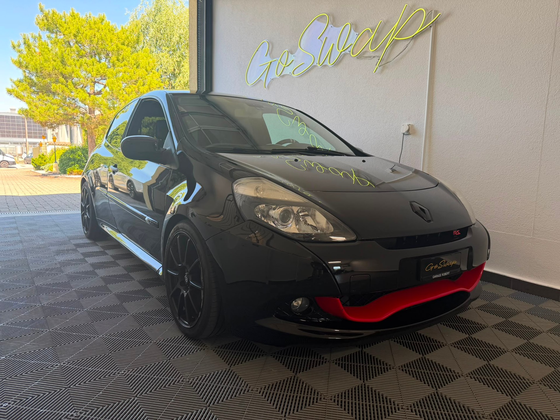 RENAULT Clio 2.0 16V RS Gordini CH N°817-image-8