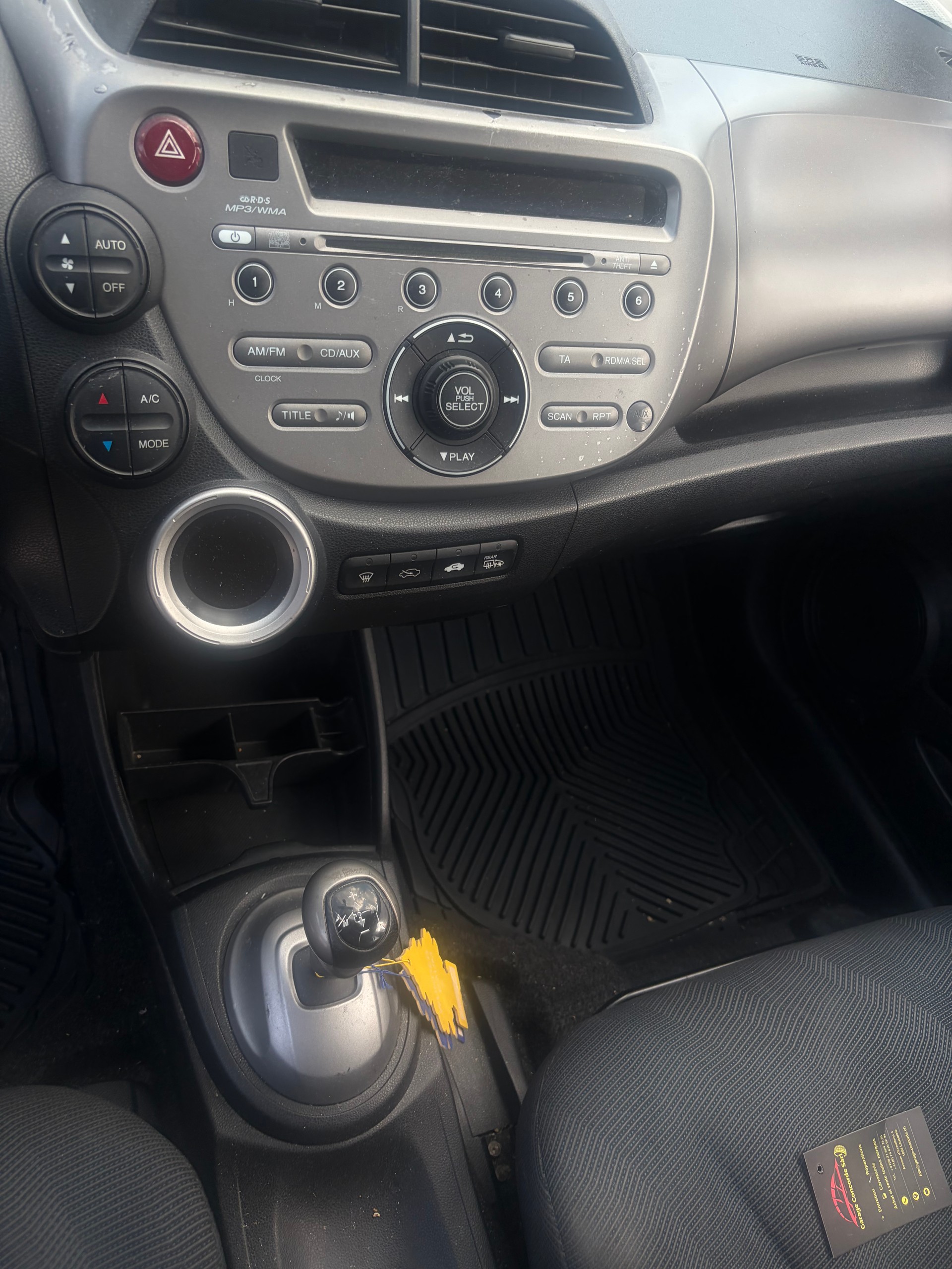 HONDA Jazz 1.4i Elegance i-Shift-image-3