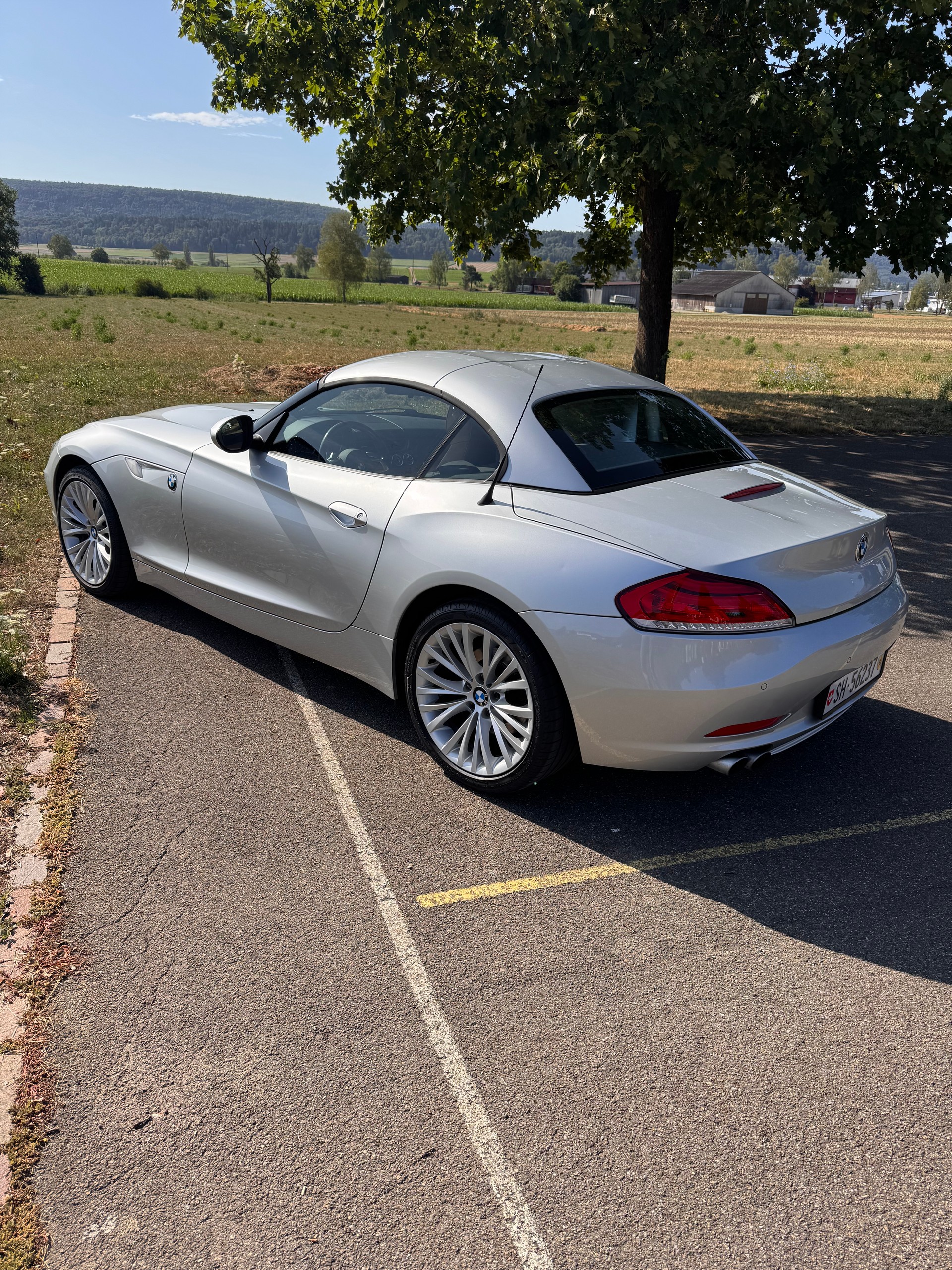 BMW 3.0i sDrive-image-2