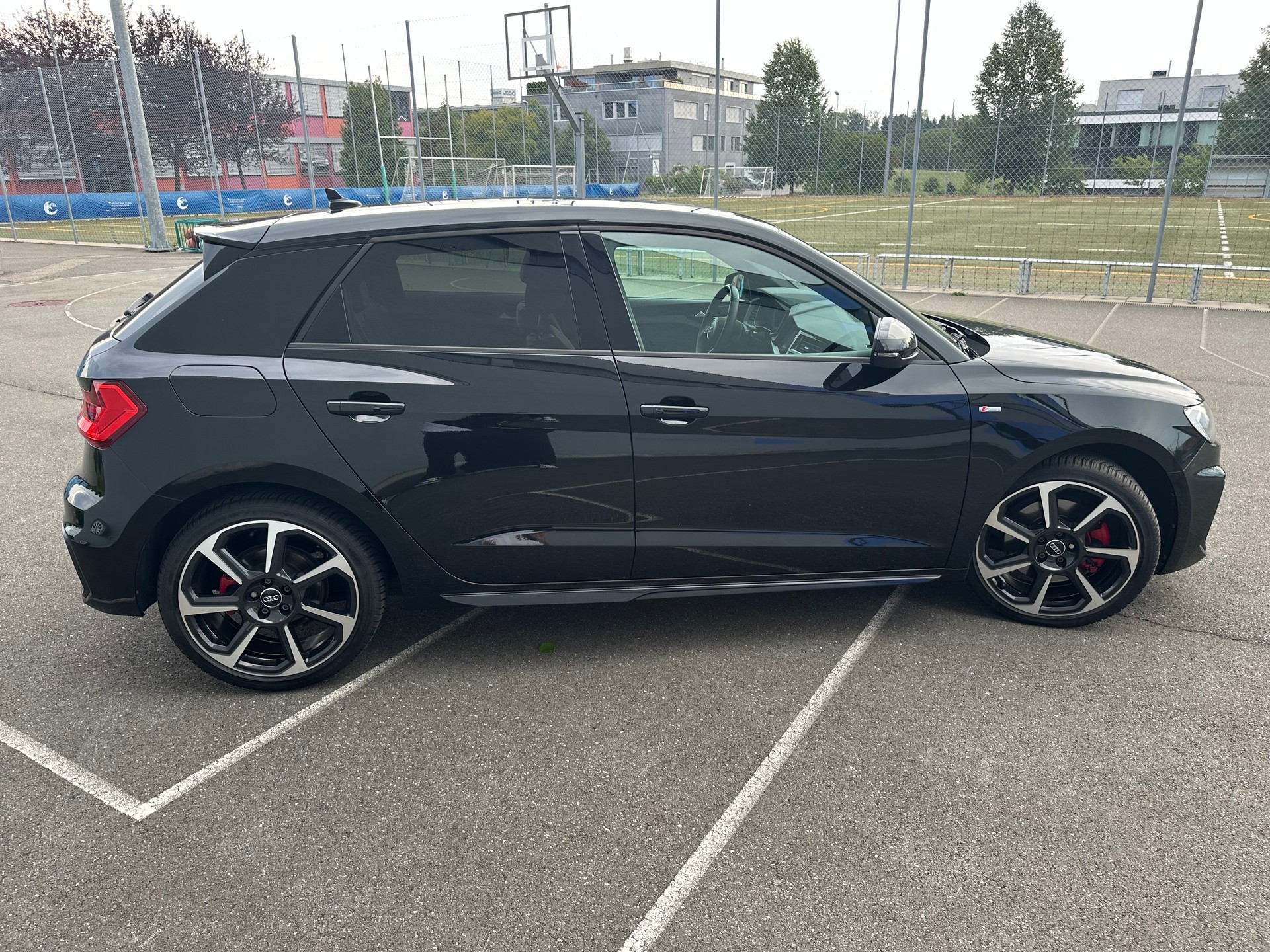 AUDI 1.5 35 TFSI S Line S-Tronic-image-2