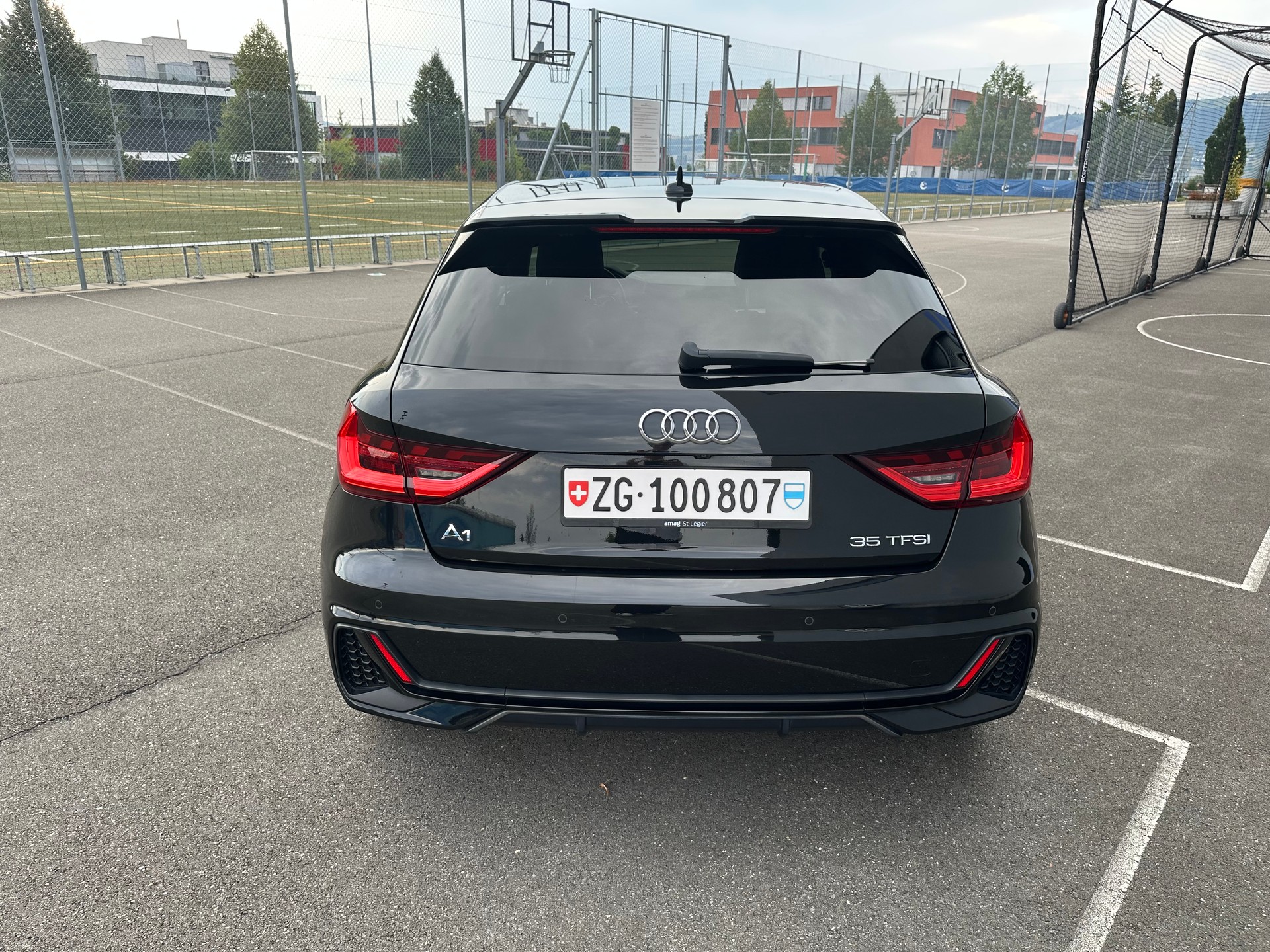 AUDI 1.5 35 TFSI S Line S-Tronic-image-3