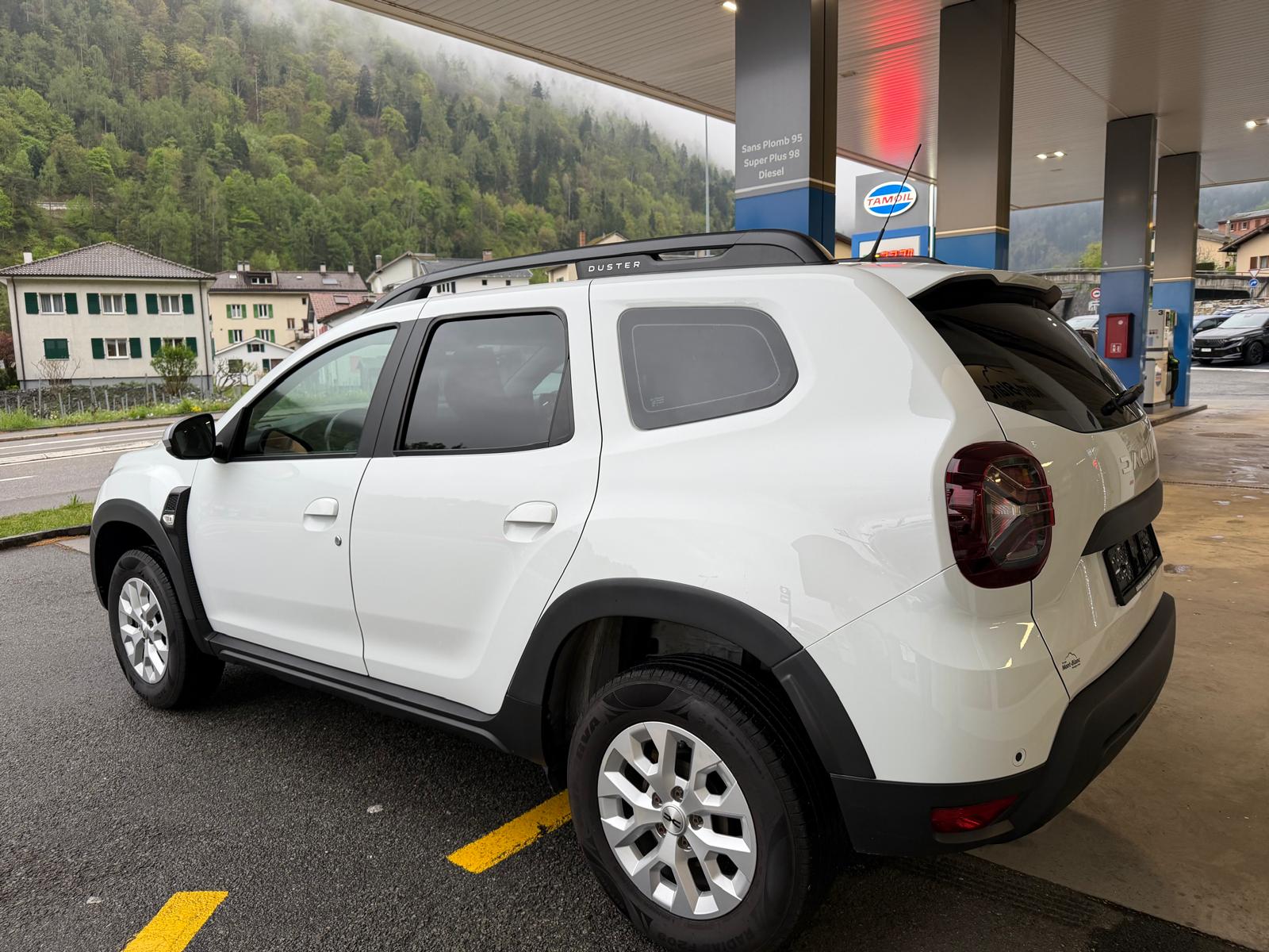 DACIA Duster TCe 150 Journey 4x4-image-1