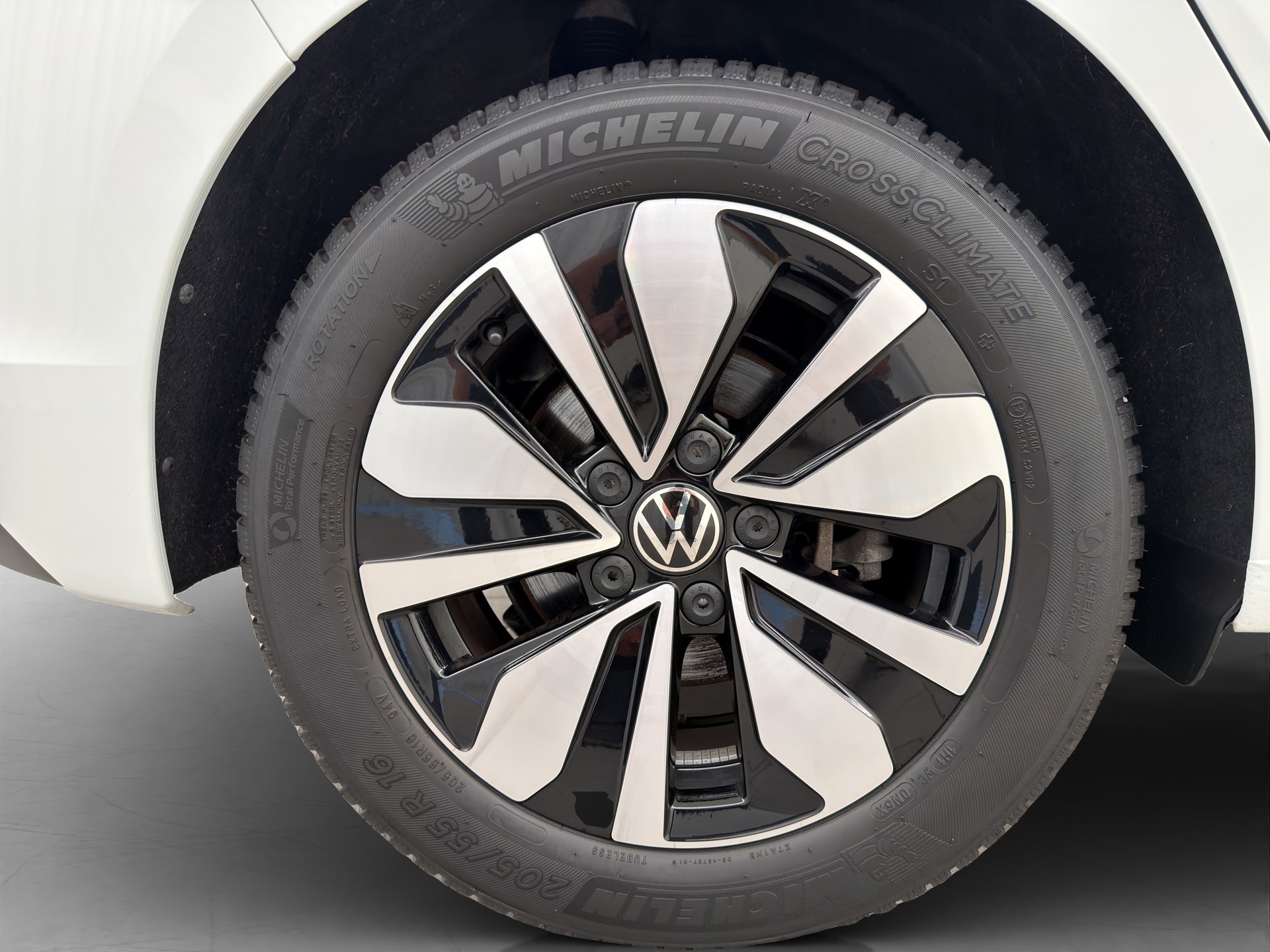 VW Golf 8 1.5 eTSI Goal DSG-image-14